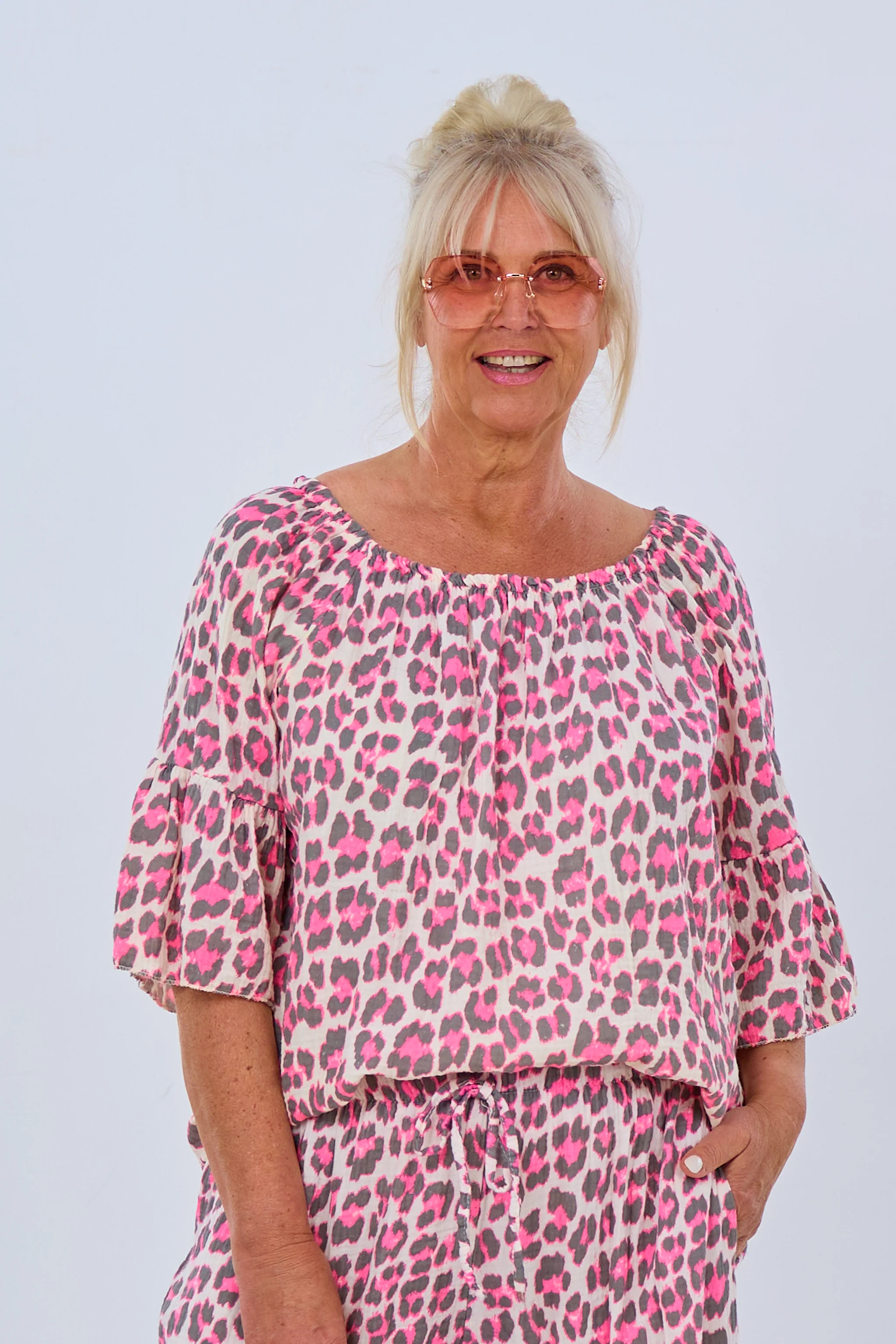 Musselin Bluse mit Carmen-Ausschnitt, schlamm-pink-ecru