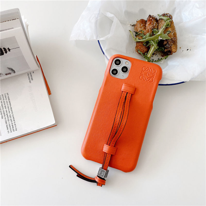iphone16/16promax カバー ロエベ ブランド iphone15pro/14ケース ベルト付き iphone13pro/12pro maxケース ペア 大人 LOEWE アイフォン11/xs/xr カバー 可愛い アナグラム iphonexs max スマホケース エレガント