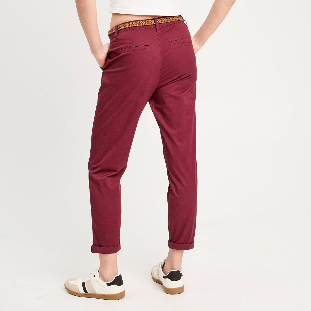 Pantalon chino 7/8ème bordeaux femme