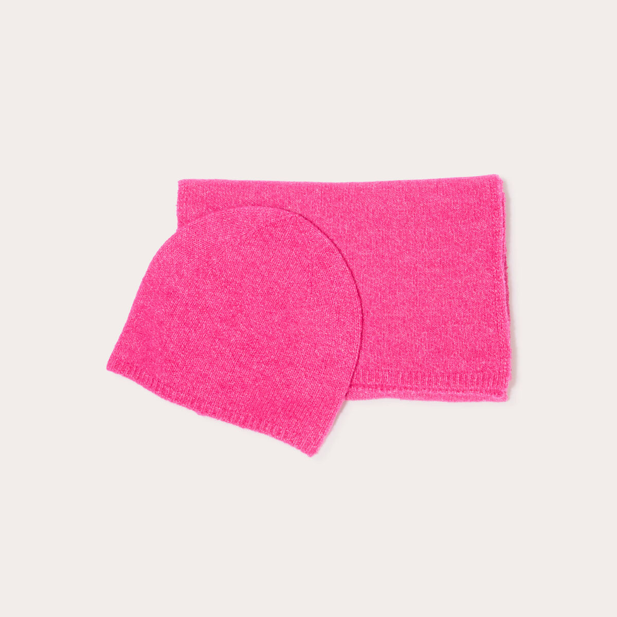 Ensemble bonnet et écharpe prêt à offrir rose fushia femme