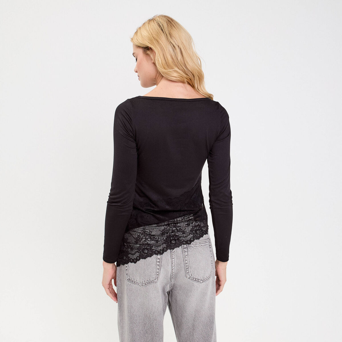 Top ajusté manches longues noir femme