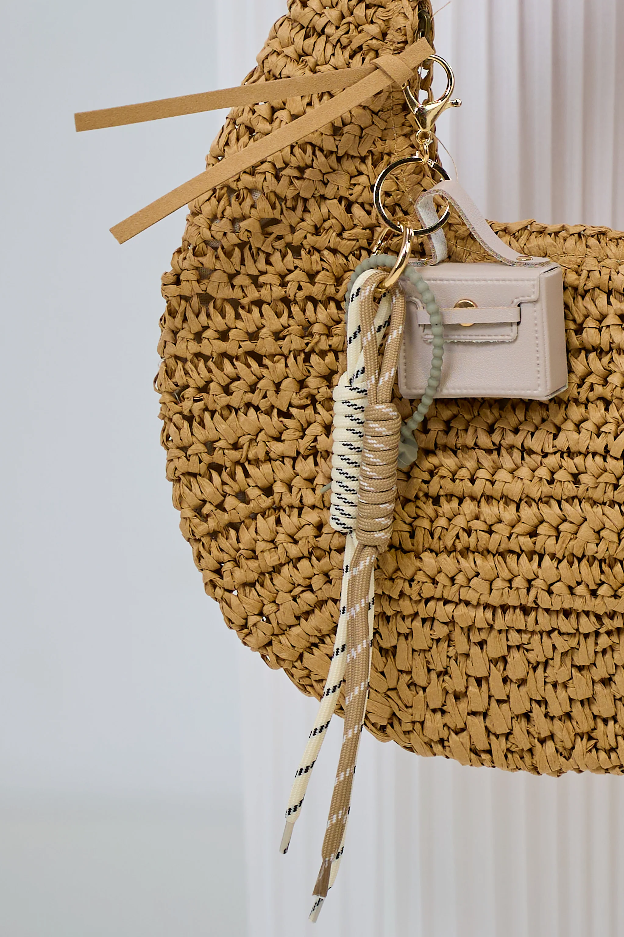 Anhänger Tasche, taupe-beige