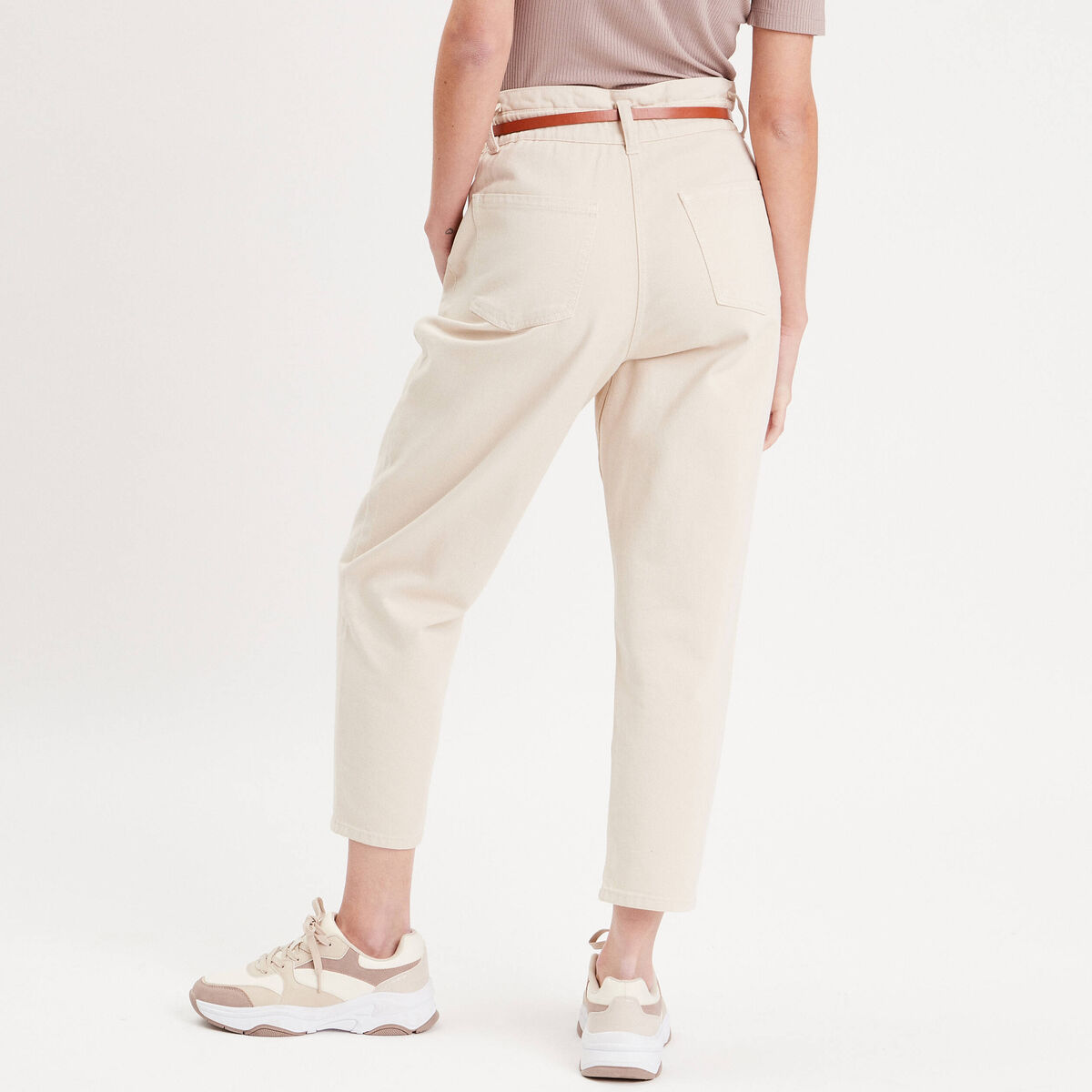 Pantalon slouchy ceinturé ecru femme
