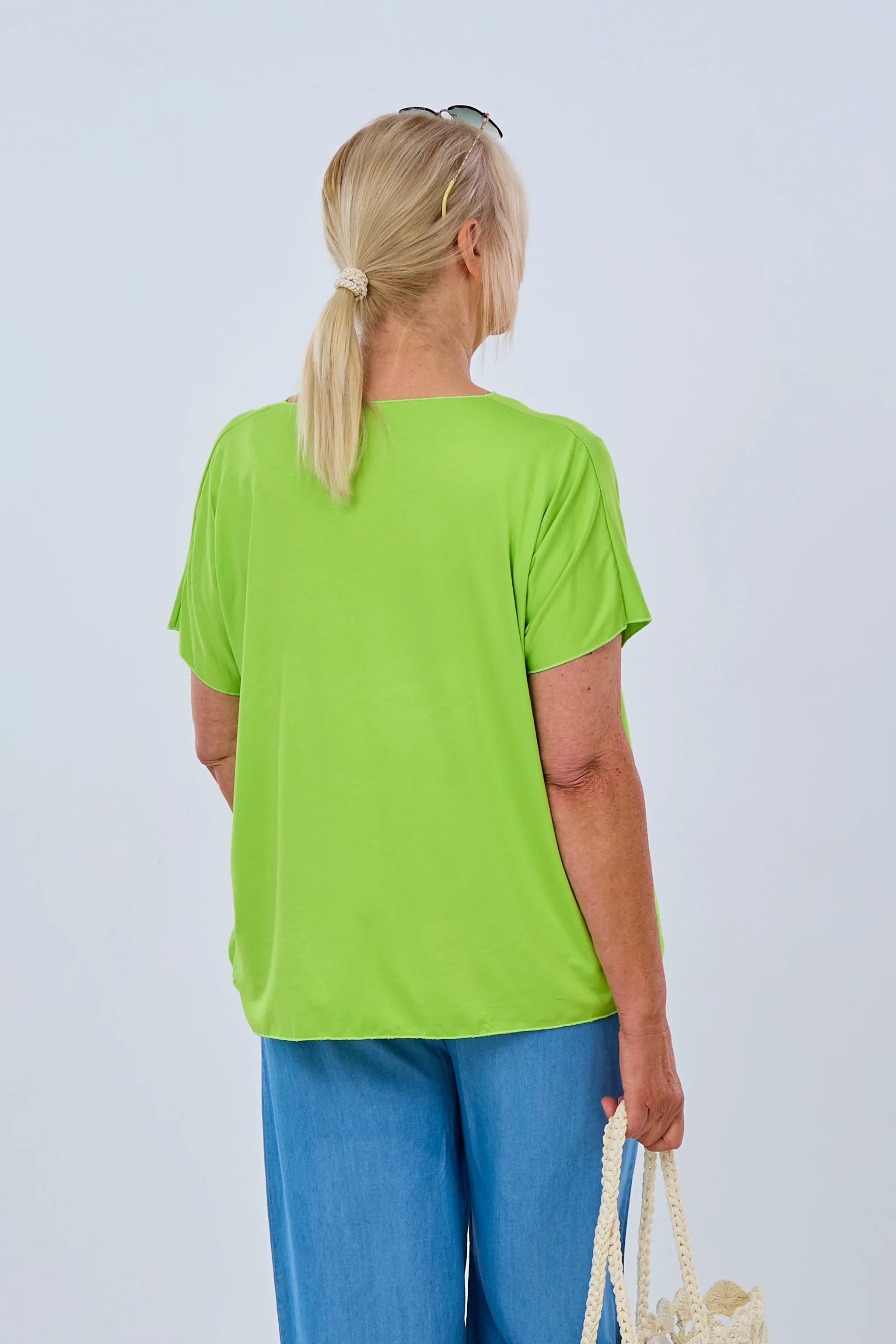 kurzarm Basic Shirt mit V-Ausschnitt, apfelgrün