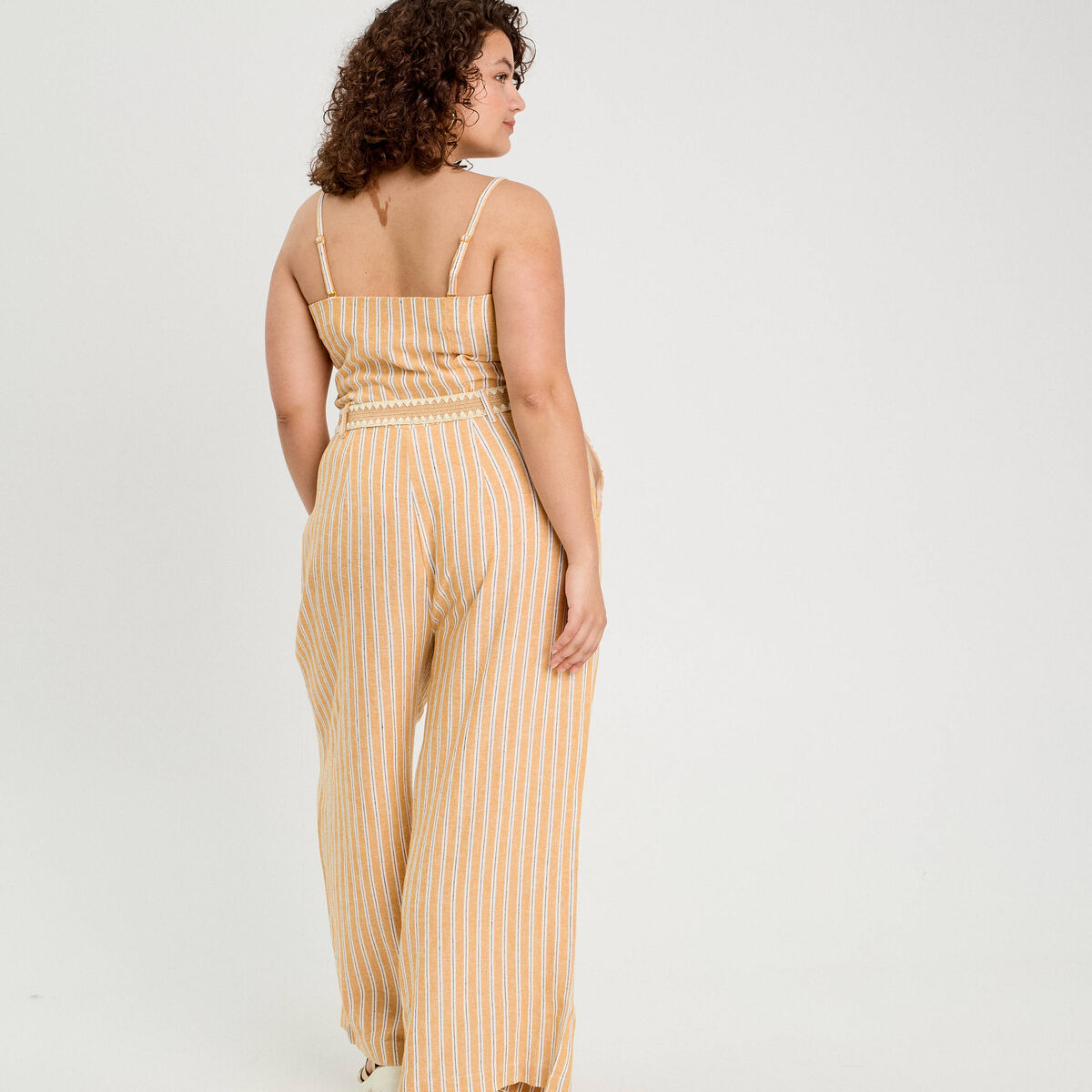 Combinaison pantalon bretelles avec lin jaune femme
