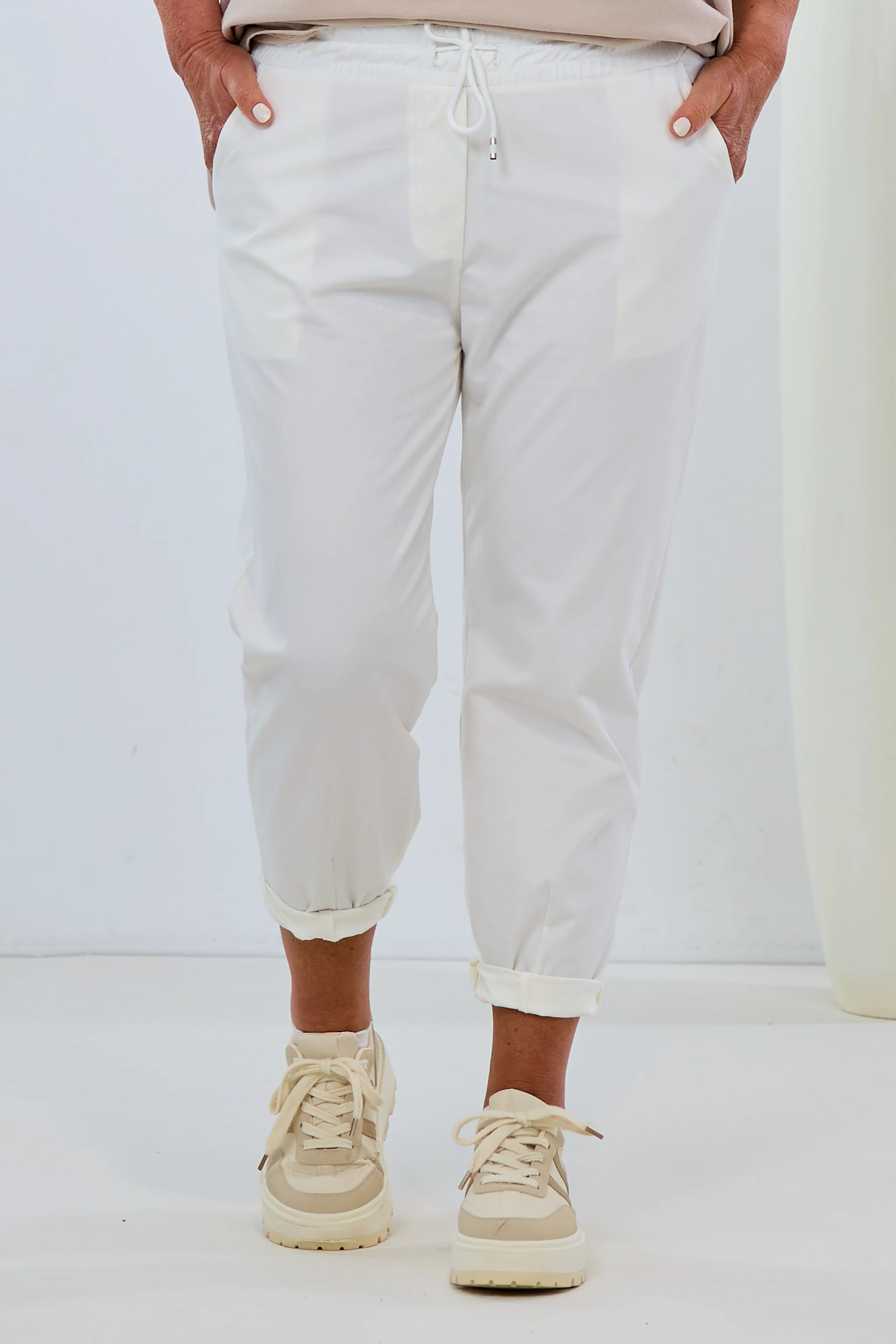 Lässige Hose mit elastischem Bund, ecru