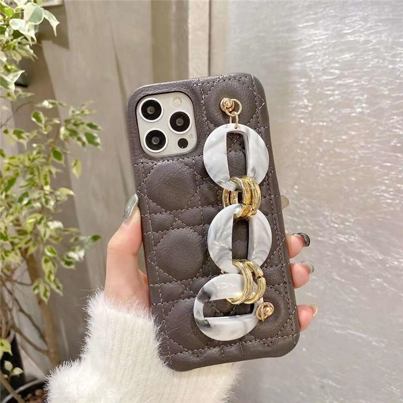 iphone16/15pro max ケース チェーン 韓国 dior風 iphoneケース 14/13 女性向け ディオール iphone12pro max/12 レザーケース インスタ風 アイフォン11プロ/xs max 携帯カバー 高級