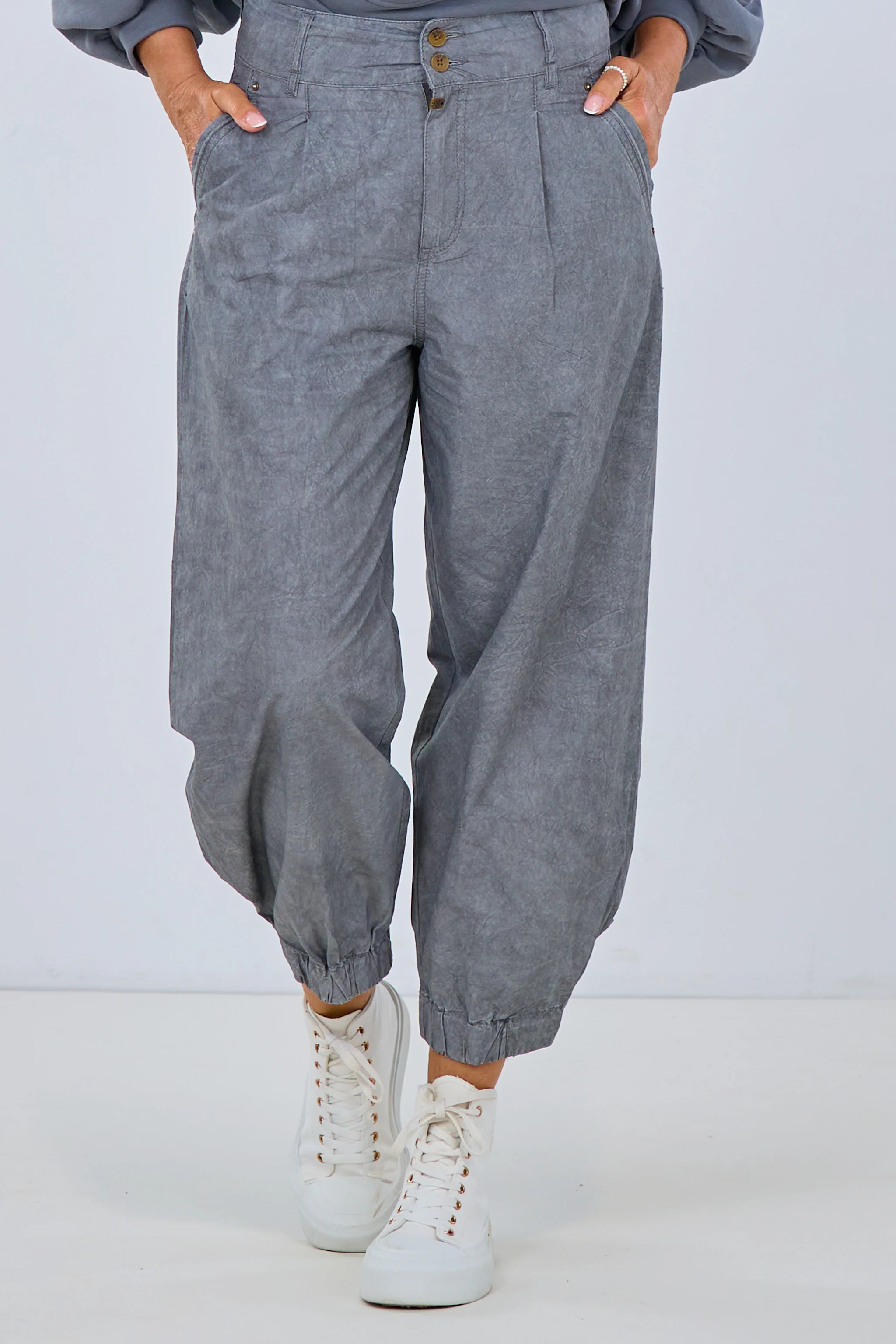 Hose Loose LouTZ cropped, grau