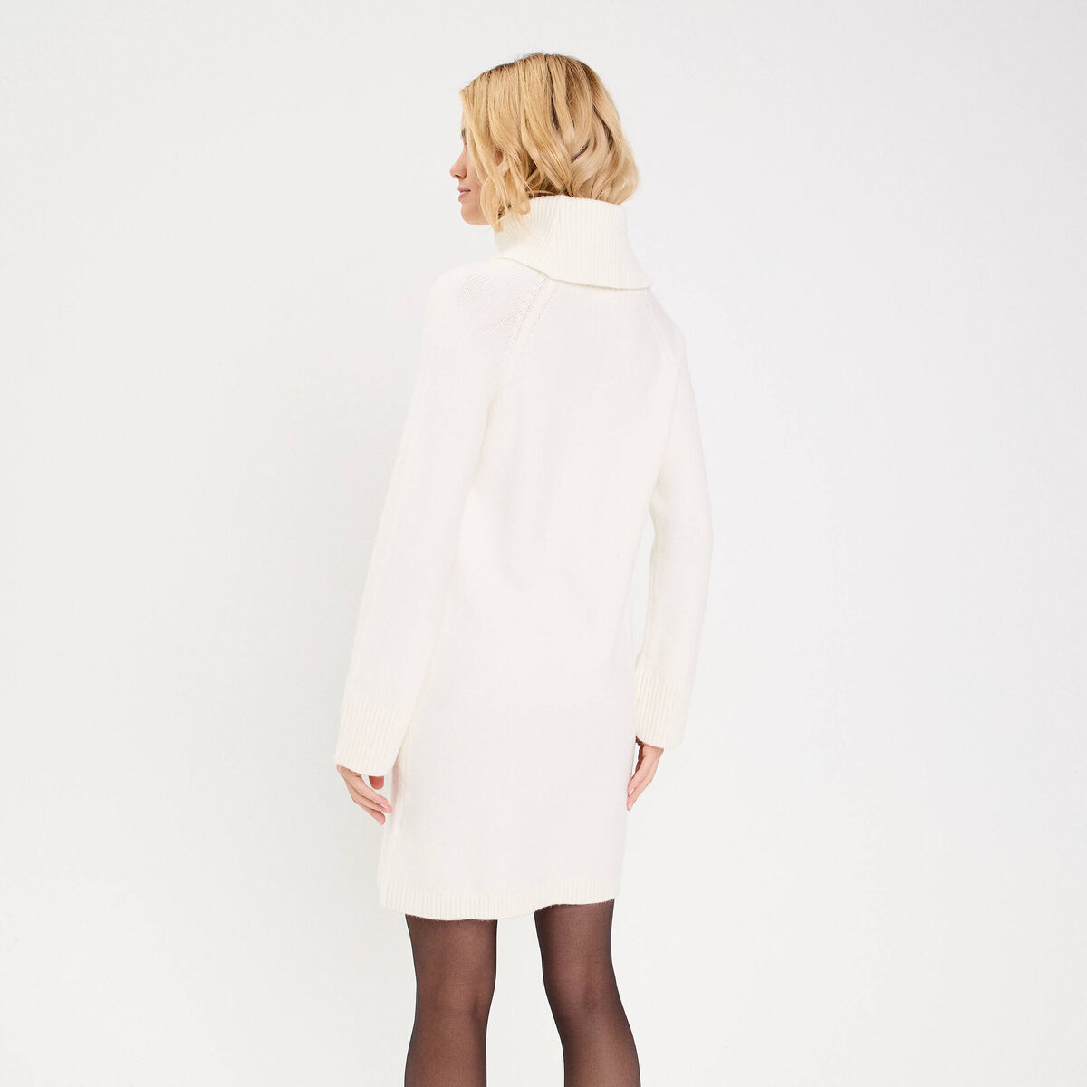 Robe pull col roulé ecru femme