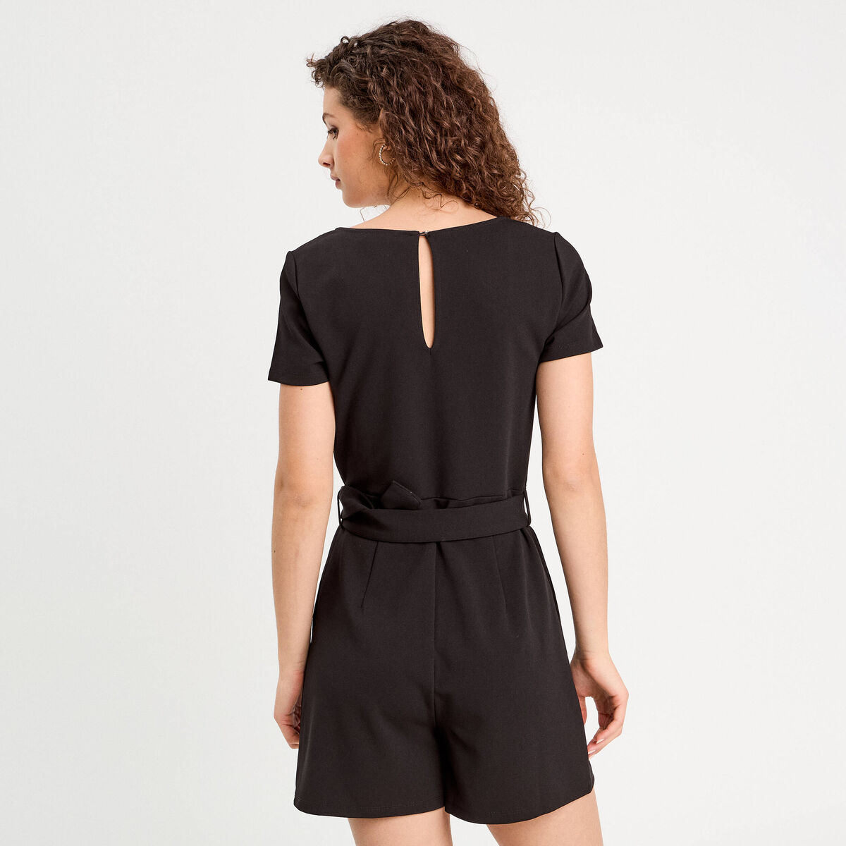 Combishort ceinturée noir femme