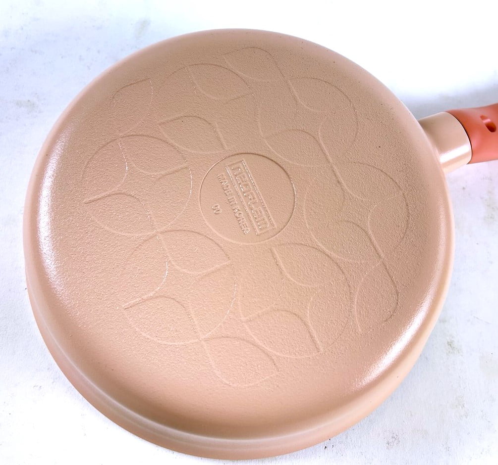 NEOFLAM Retro Sherbet Frying Pan | Induction, Stovetop Compatible, Soft-Touch Handle | Made in Korea (8