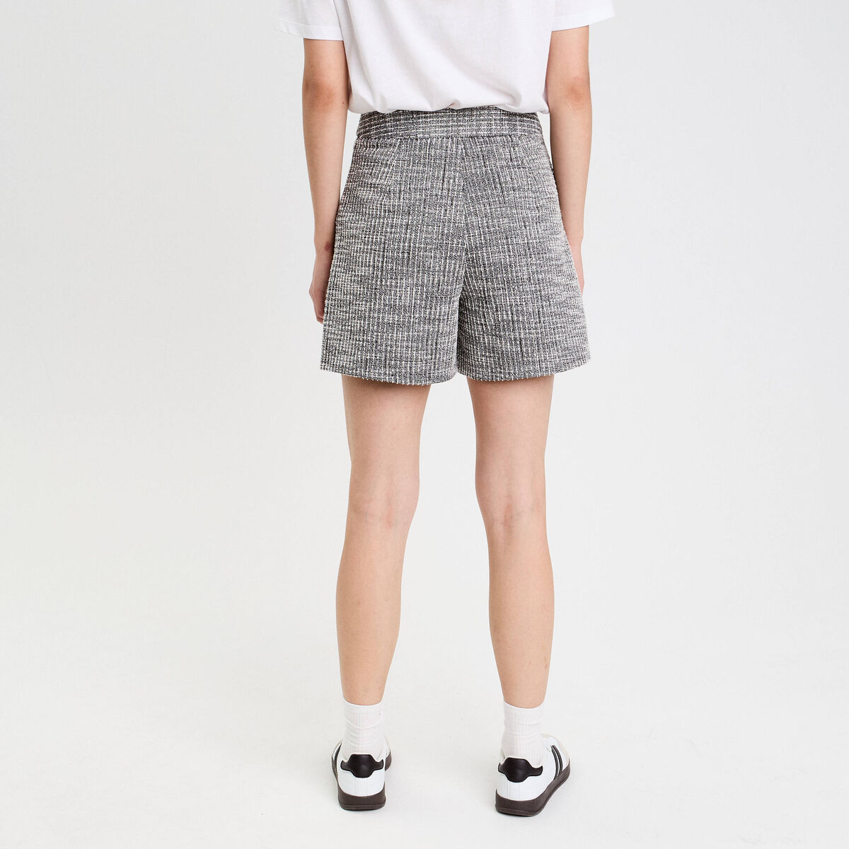Short regular en tweed gris femme