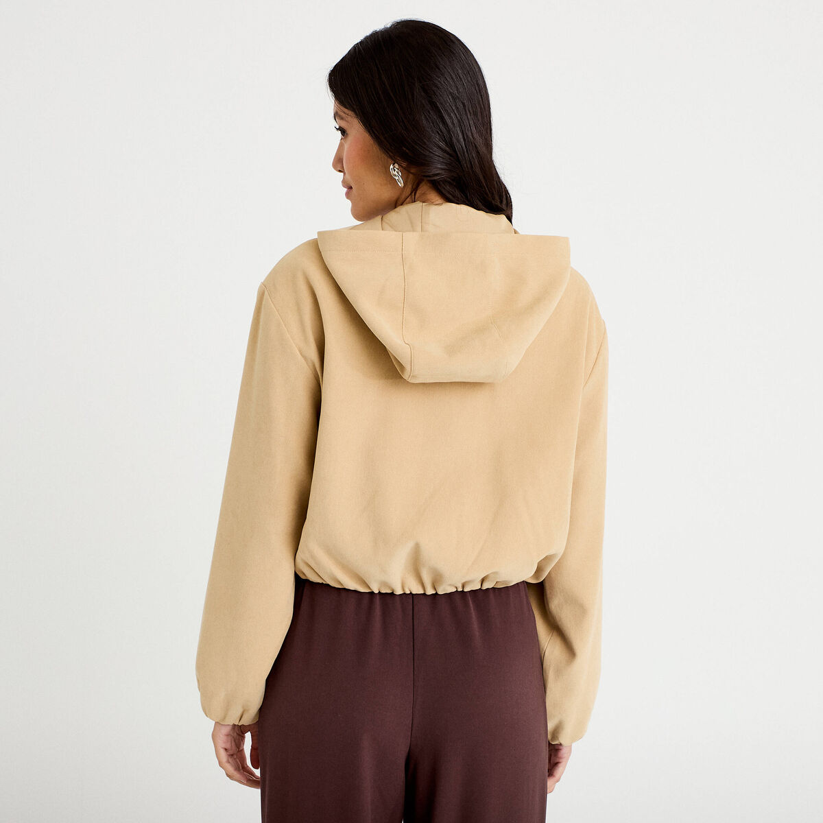 Veste cropped à capuche manches longues beige femme
