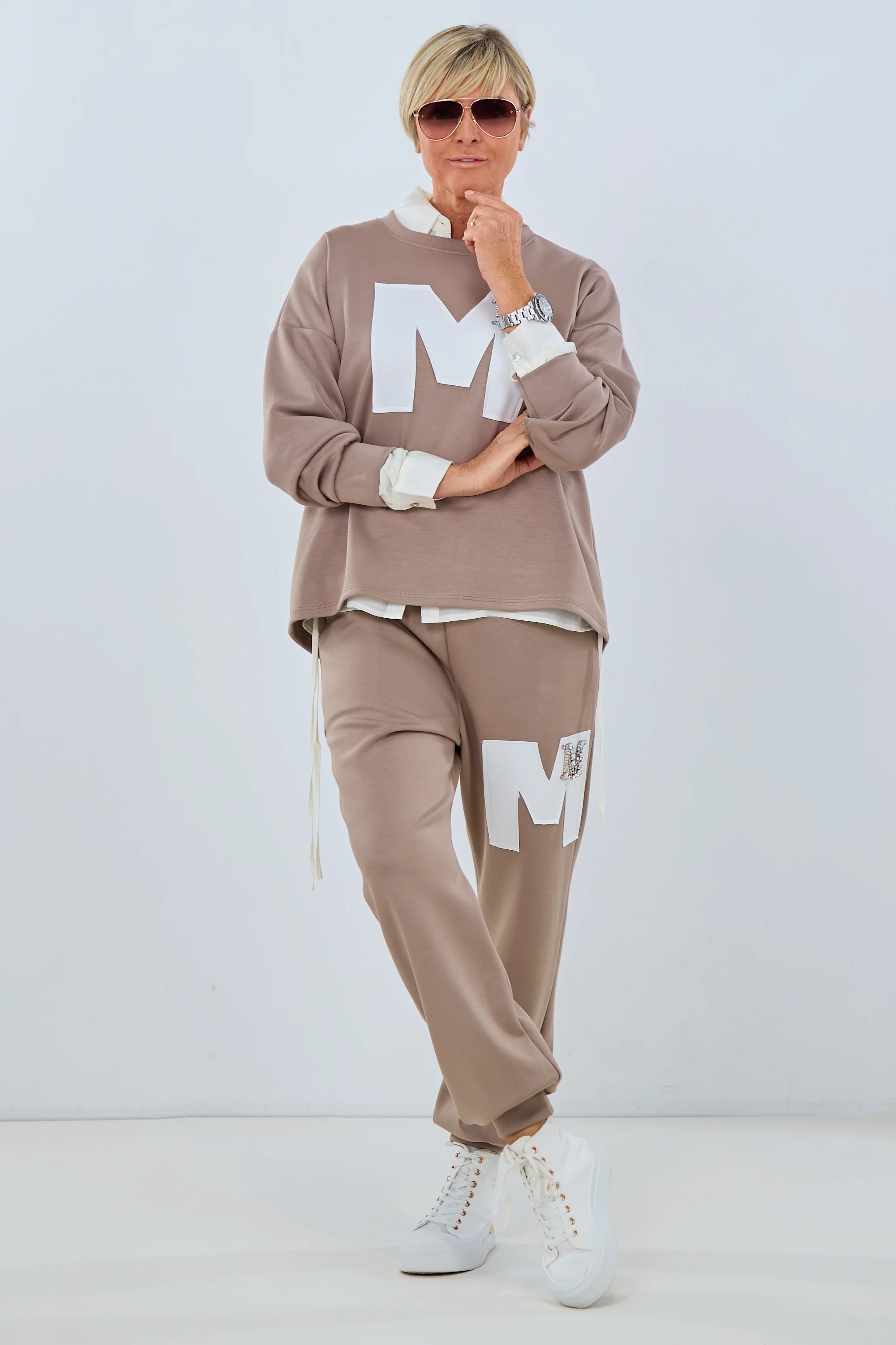 Cozy Hose mit Glitzer Buchstabe, taupe