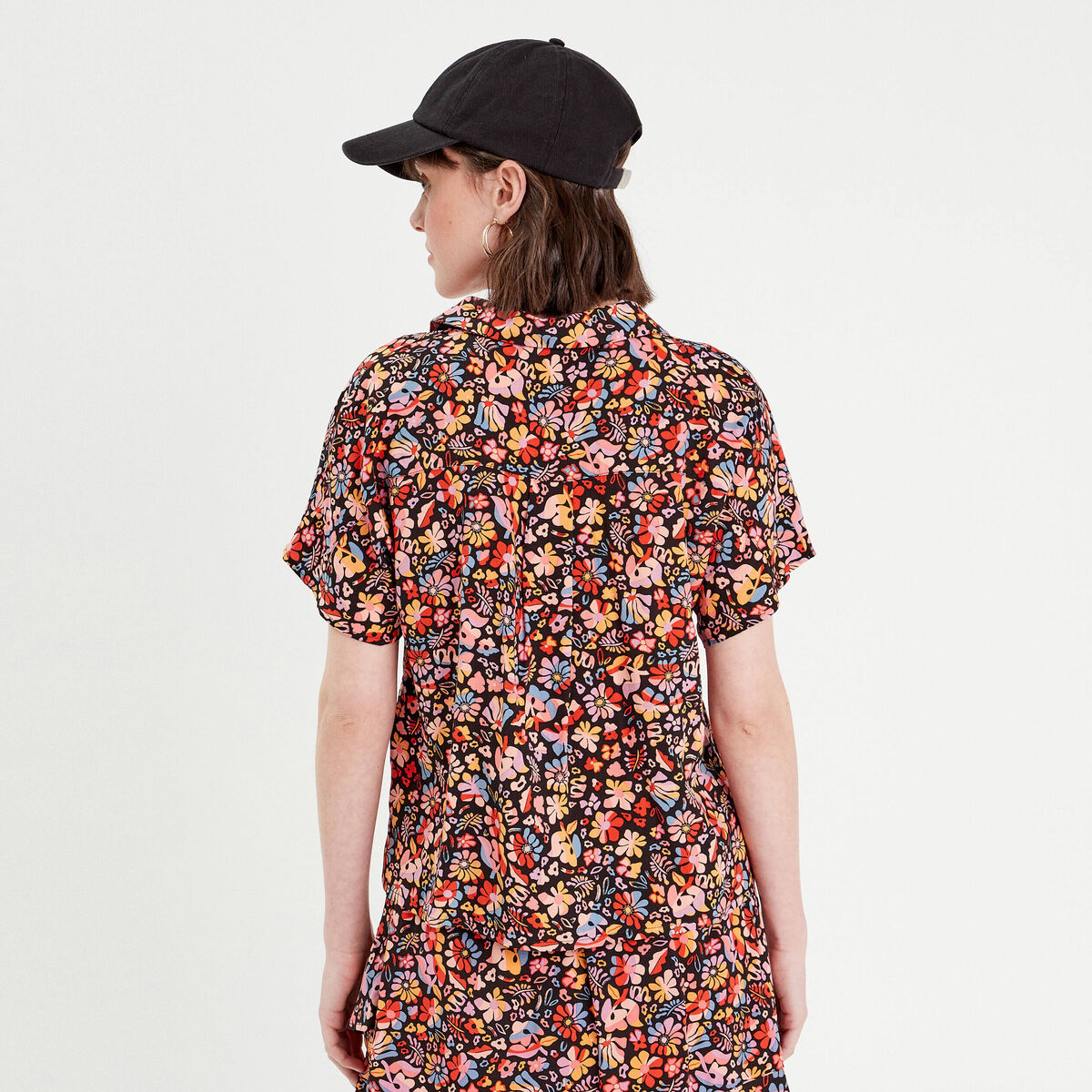 Chemise manches courtes noir femme