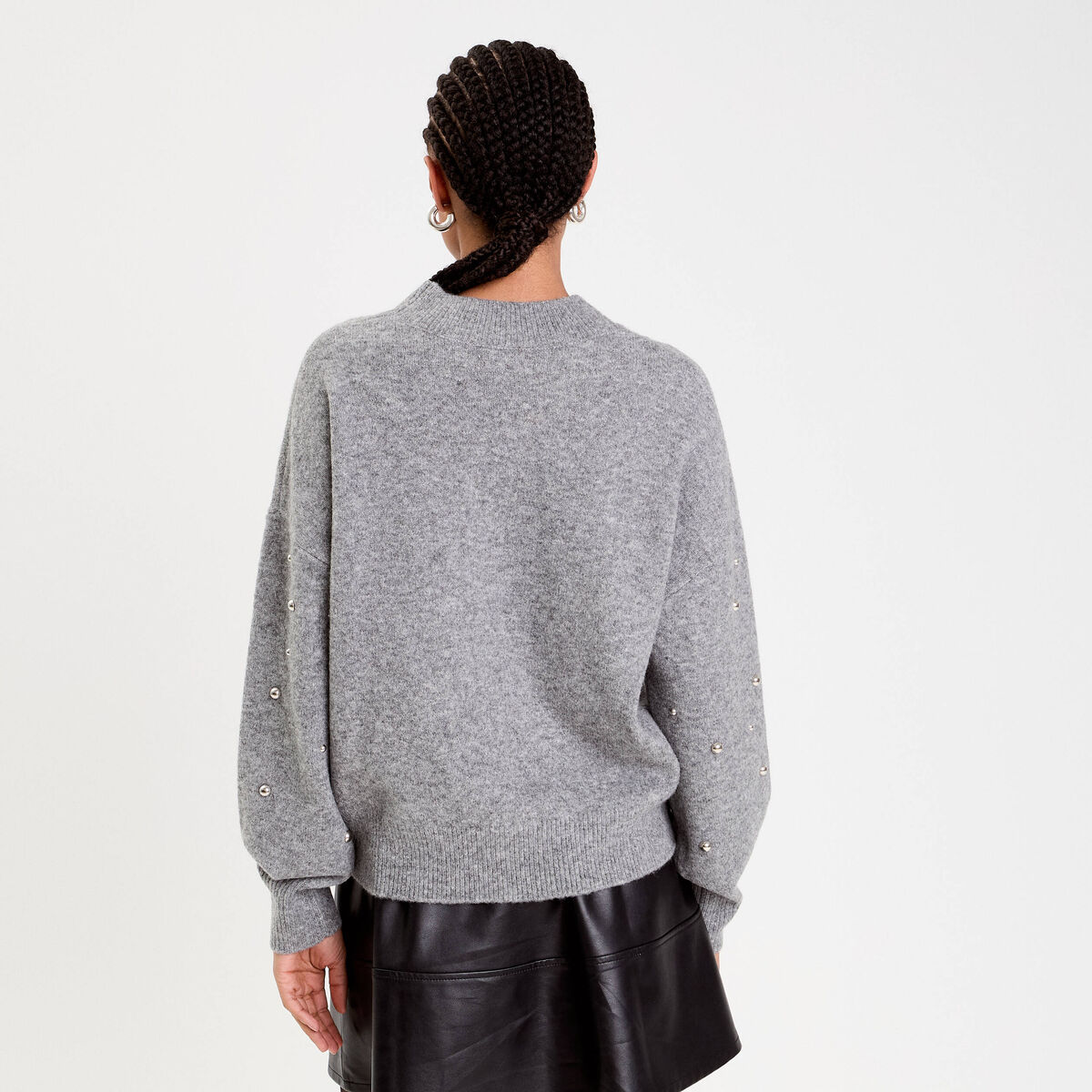 Pull à détails de perles gris clair femme