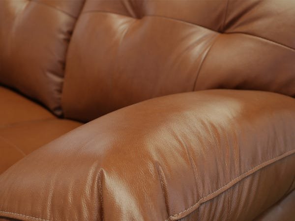 Sofá de Couro Marselha 3 Lugares - Conhaque com Brilho