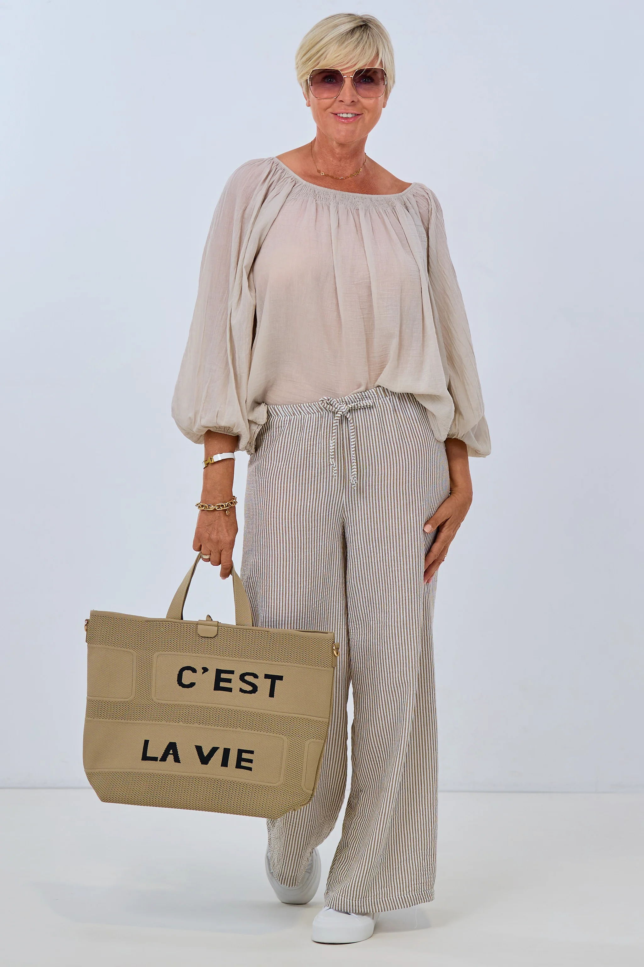 gestreifte Sommerhose, taupe-weiß