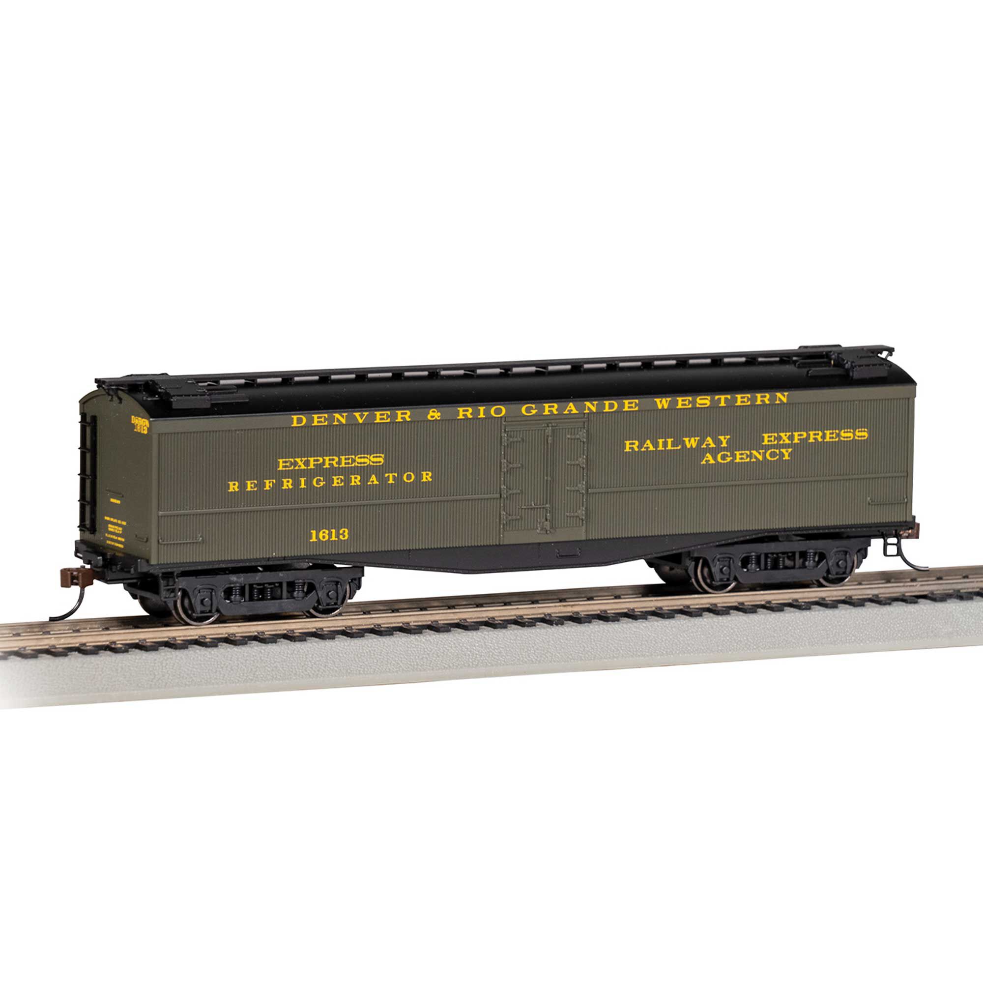 Bachmann Industries 50' EXPRESS REEFER - DENVER & RIO GRANDE WESTERN™ #1613 - HO Scale
