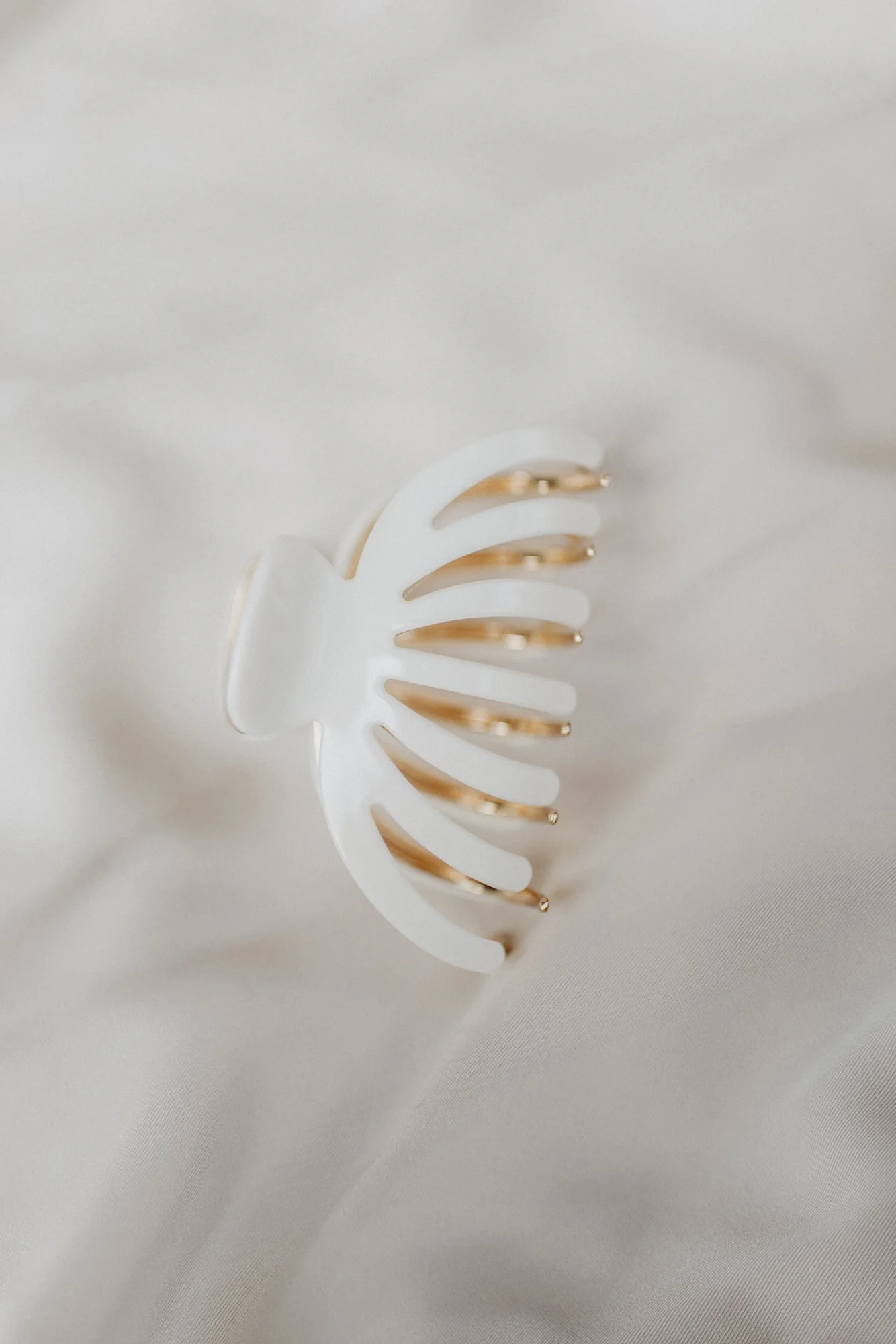 leevje by AM Haarklammer 'Béatrice'