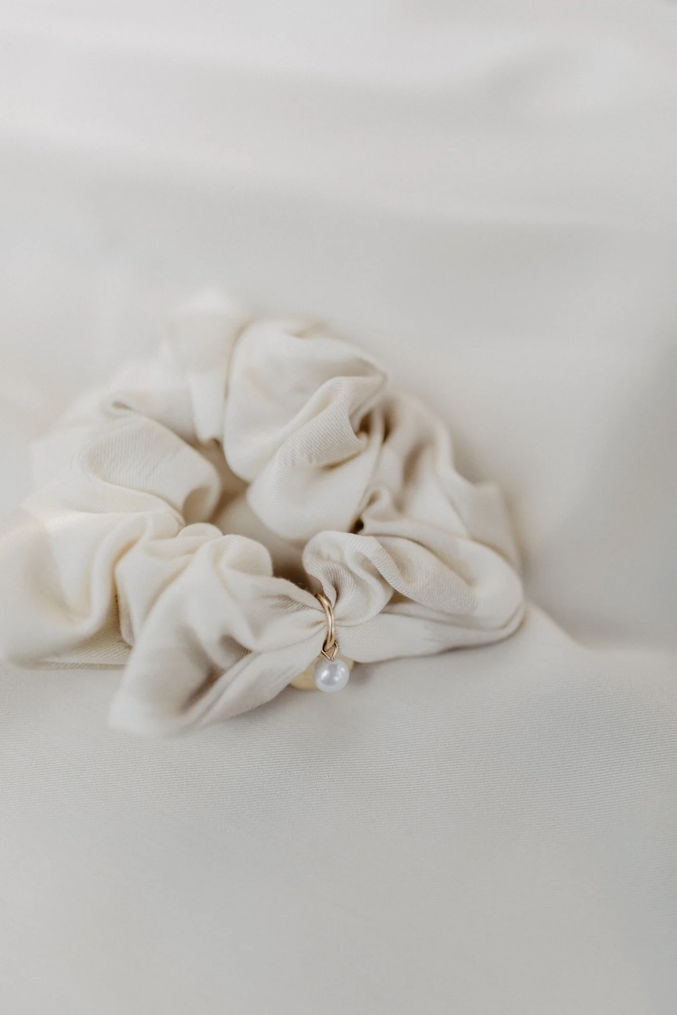 leevje by AM Scrunchie Sylvie 'Leo'