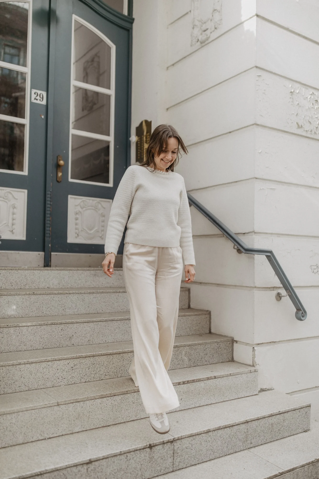 leevje by AM Weite Stoffhose Tria 'Light creme'