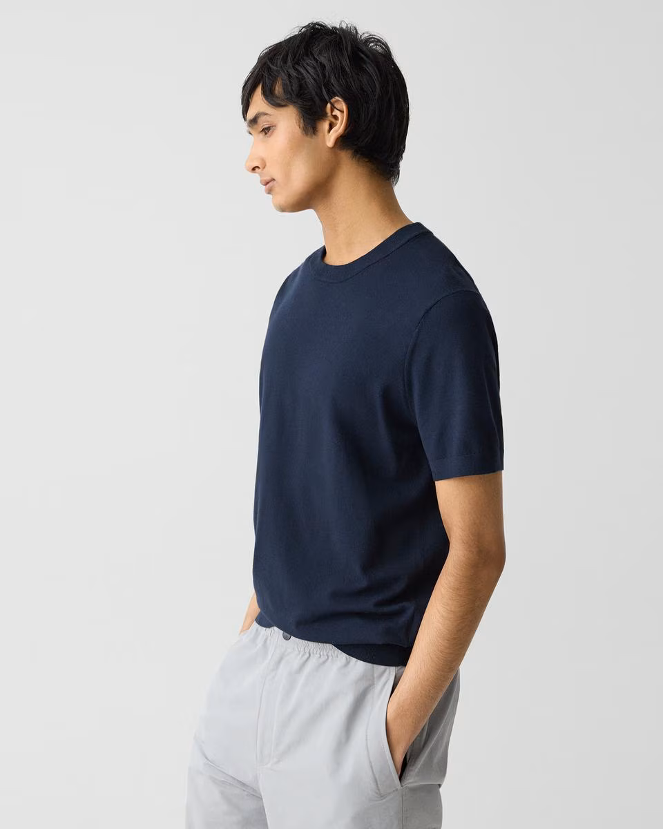 Soris Tee in Light Bilen