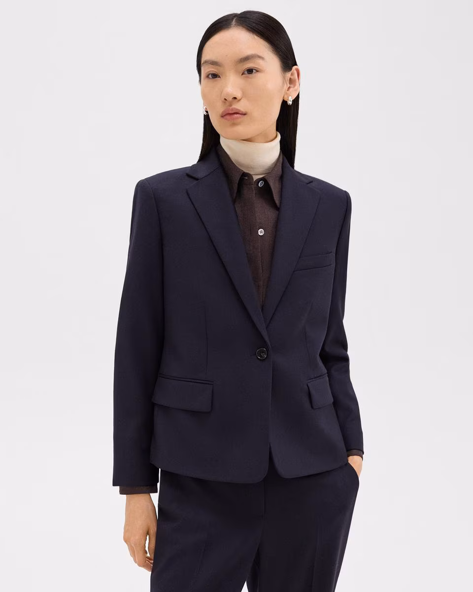 Single-Button Blazer in Sleek Flannel