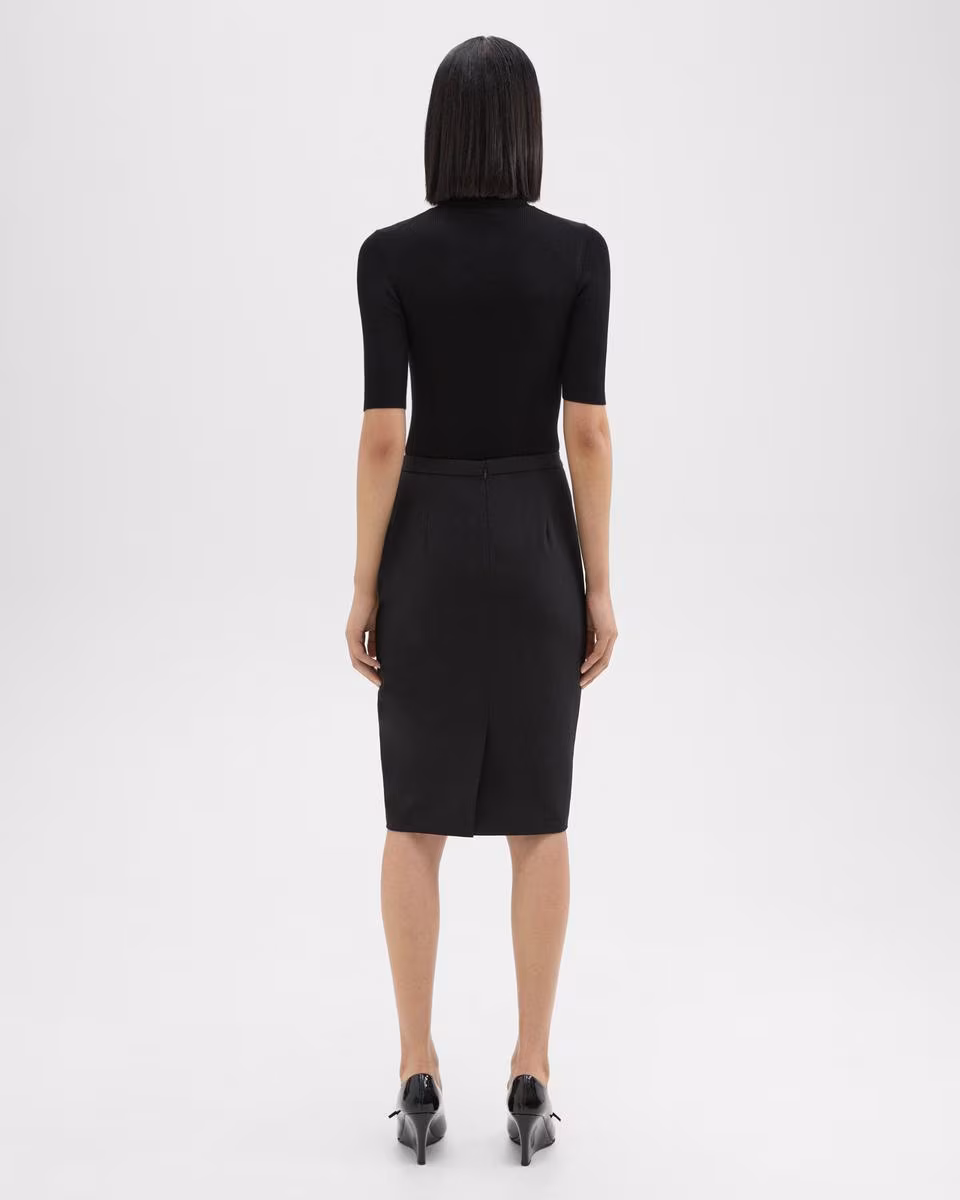 Slim Pencil Skirt in Good Wool
