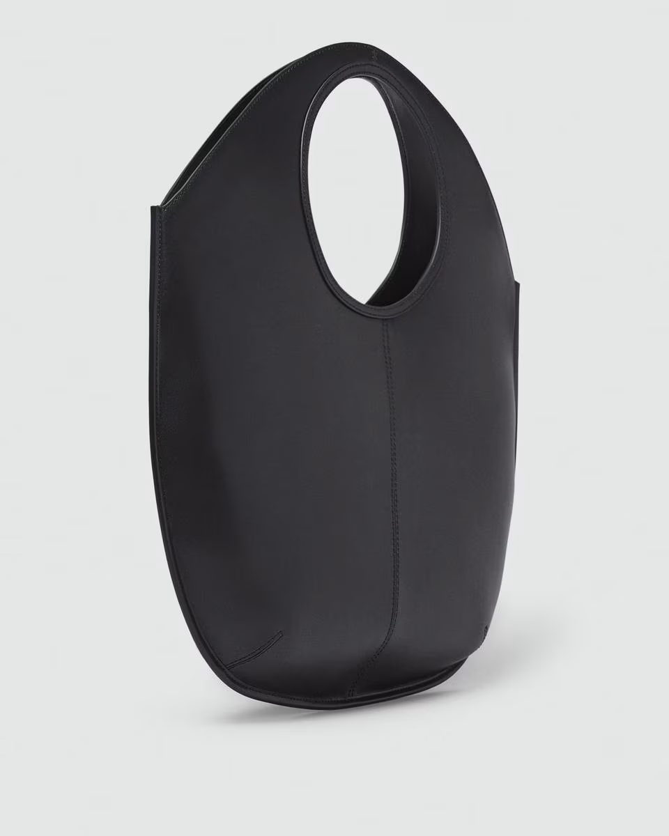 Circle Tote Bag in Leather