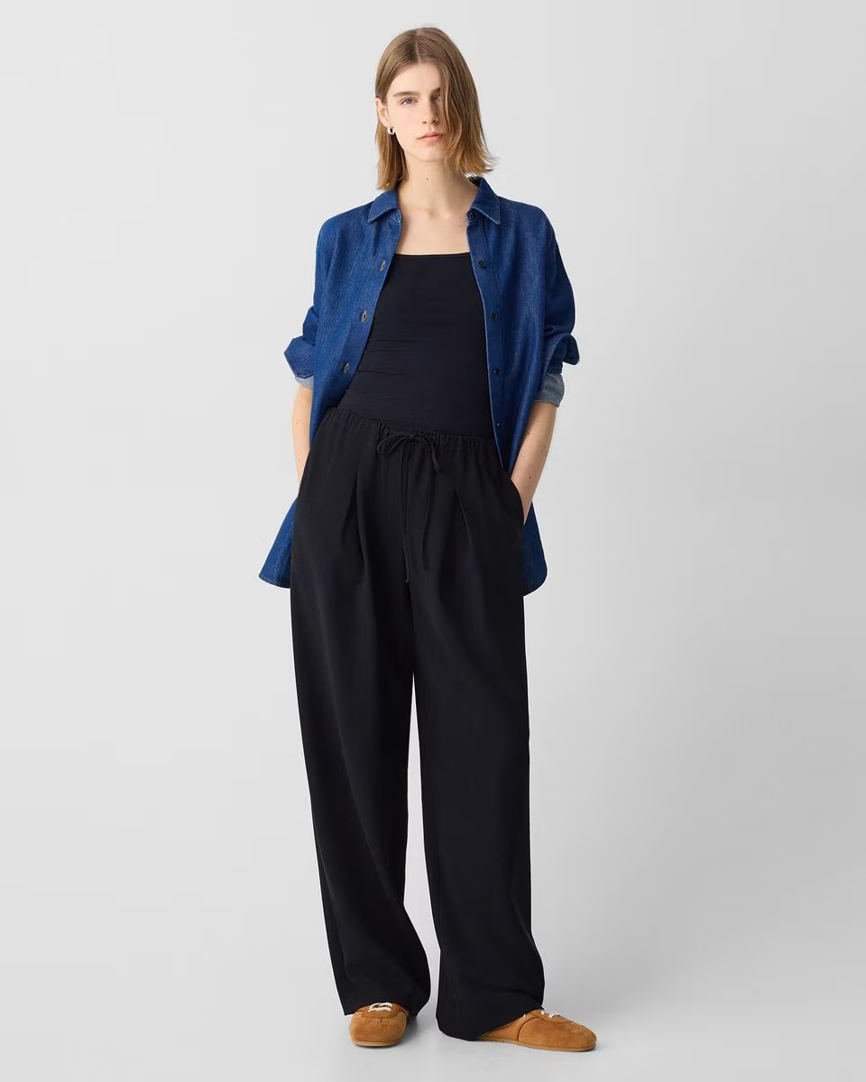 30'' Pleated Pull-On Pant in Admiral Crepe