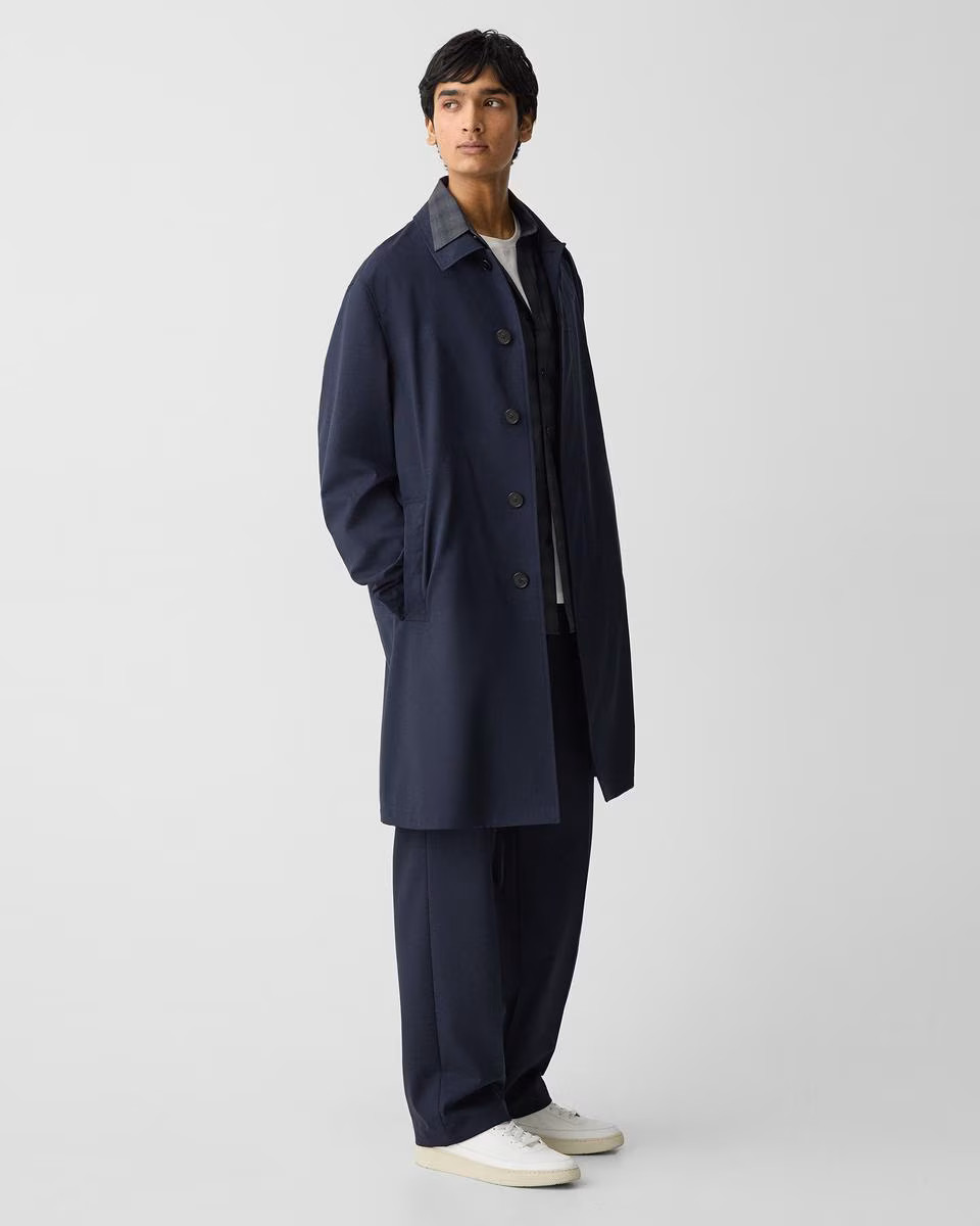 Single-Breasted Overcoat in Stretch Wool