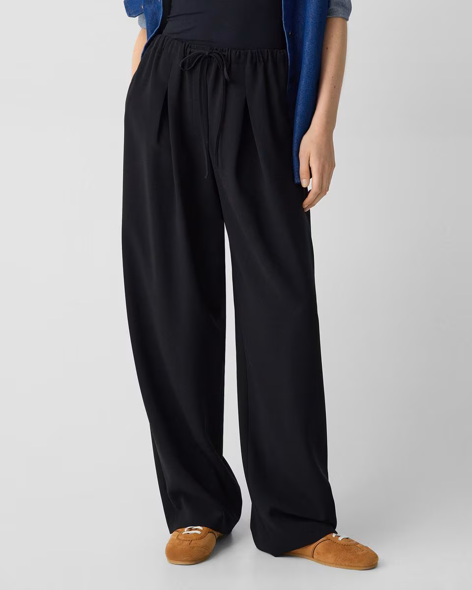 30'' Pleated Pull-On Pant in Admiral Crepe