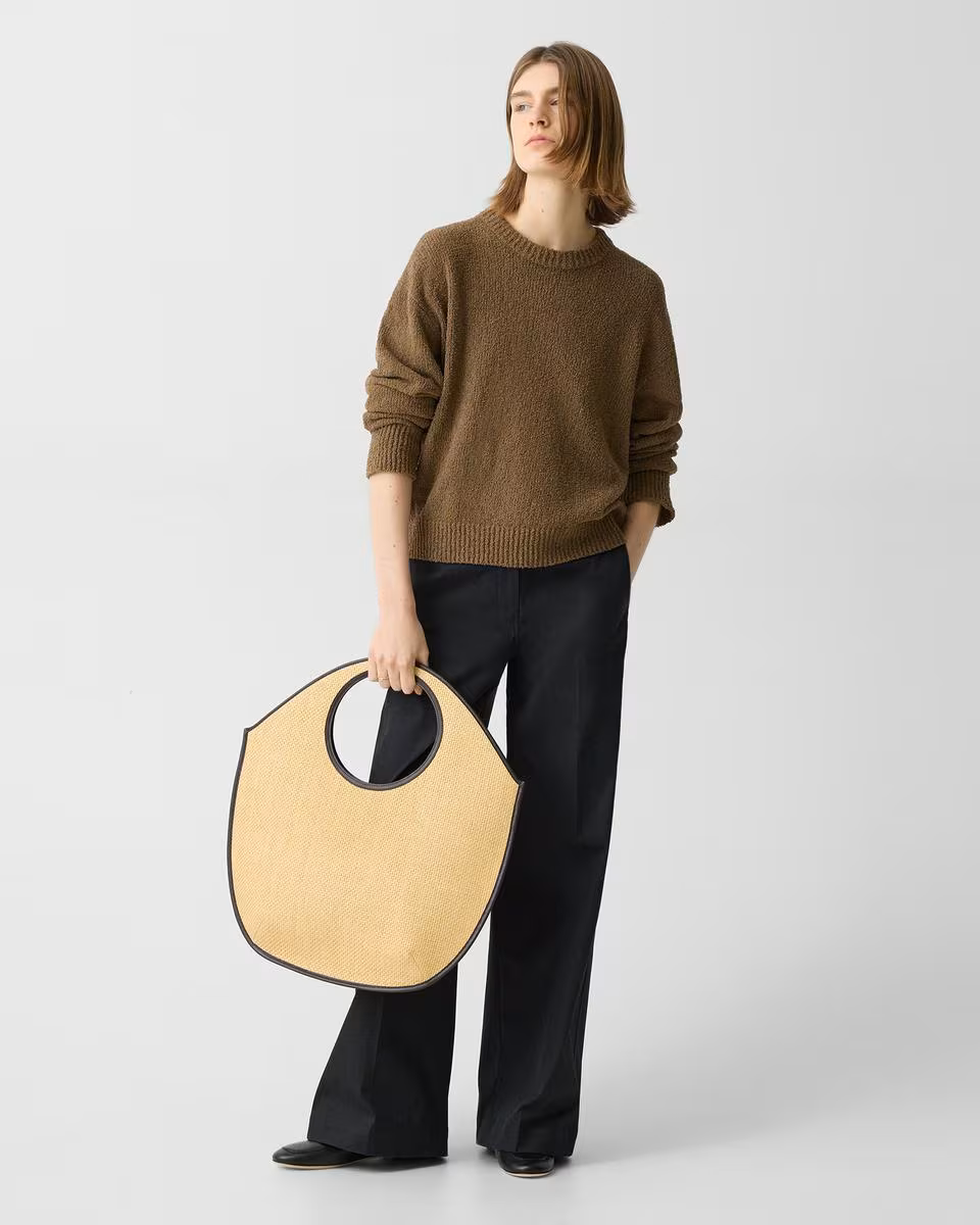 Circle Tote Bag in Raffia