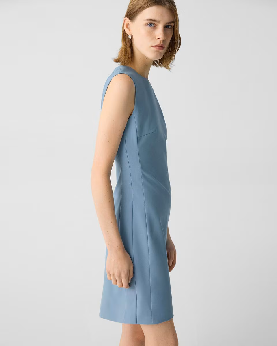 Sleeveless Fitted Dress in Good Wool