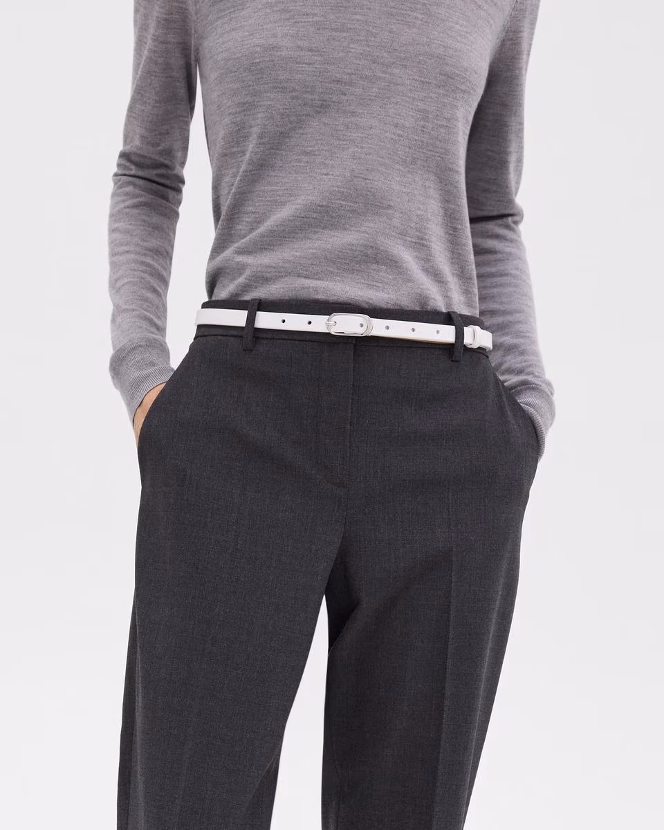 Skinny Oblong Belt in Leather