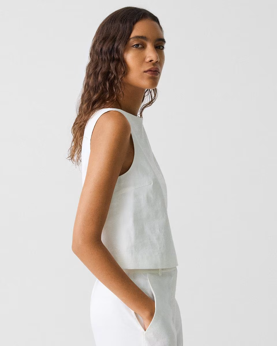 Sleeveless Boatneck Top in Good Linen