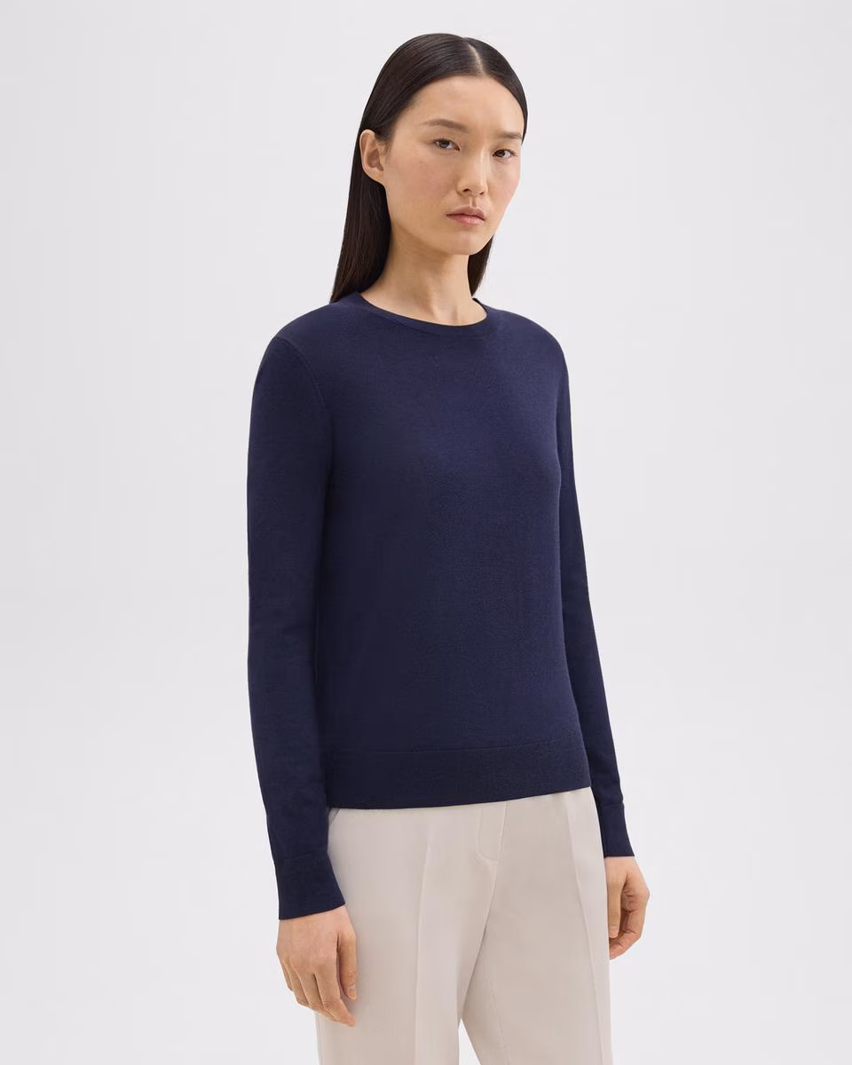 Crewneck Sweater in Regal Wool
