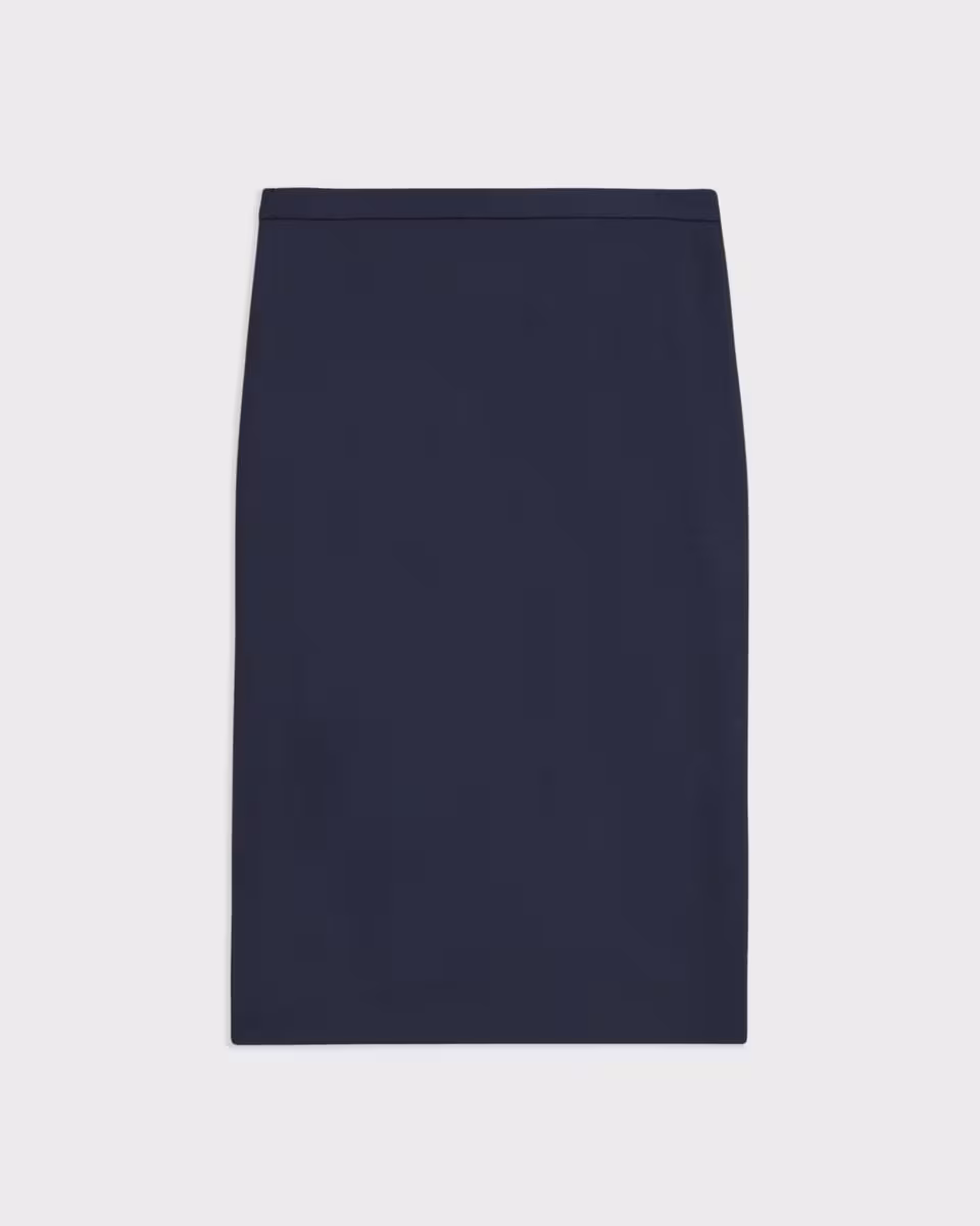 Slim Pencil Skirt in Good Wool