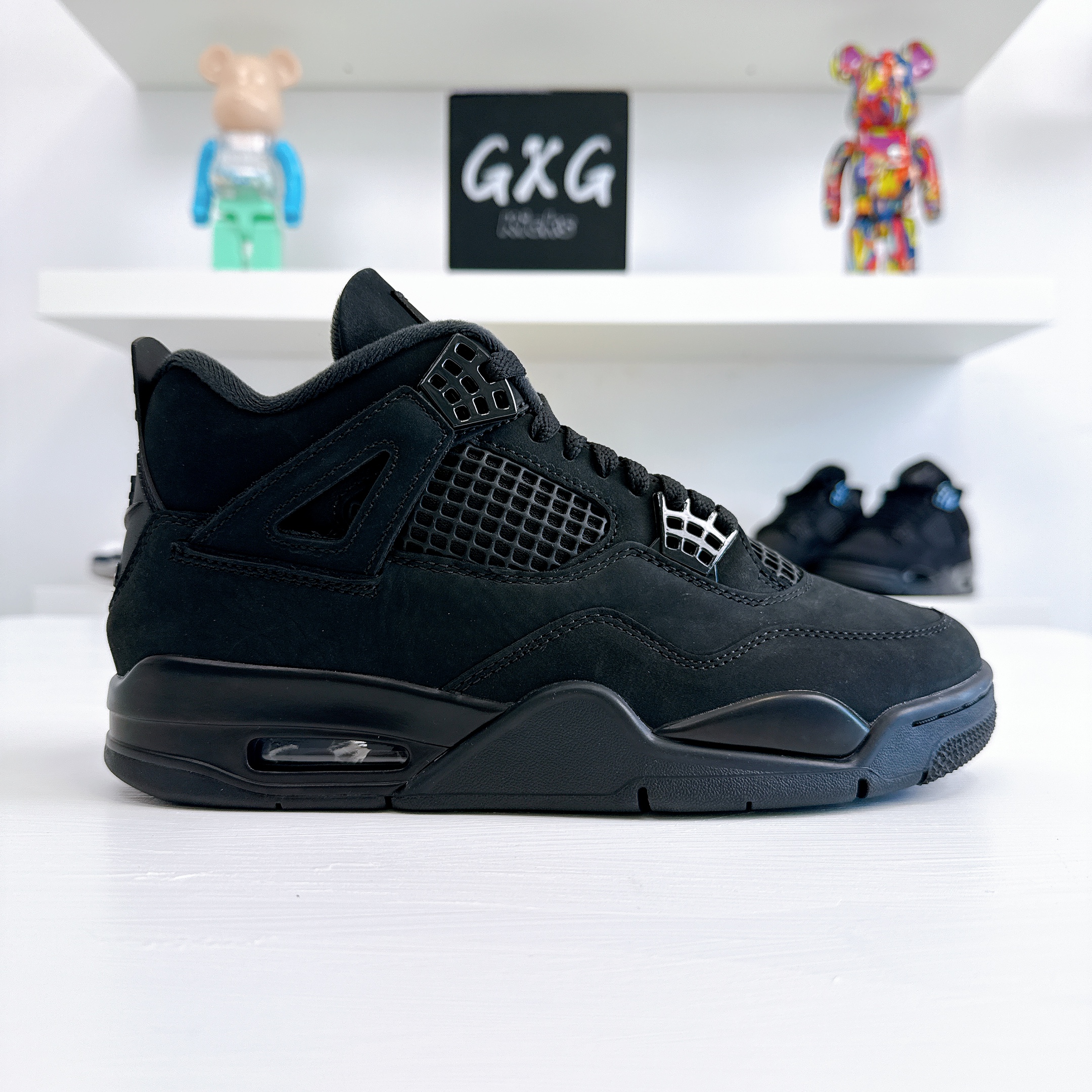 Air Jordan 4 Retro 'Black Cat' 2025 FV5029-010