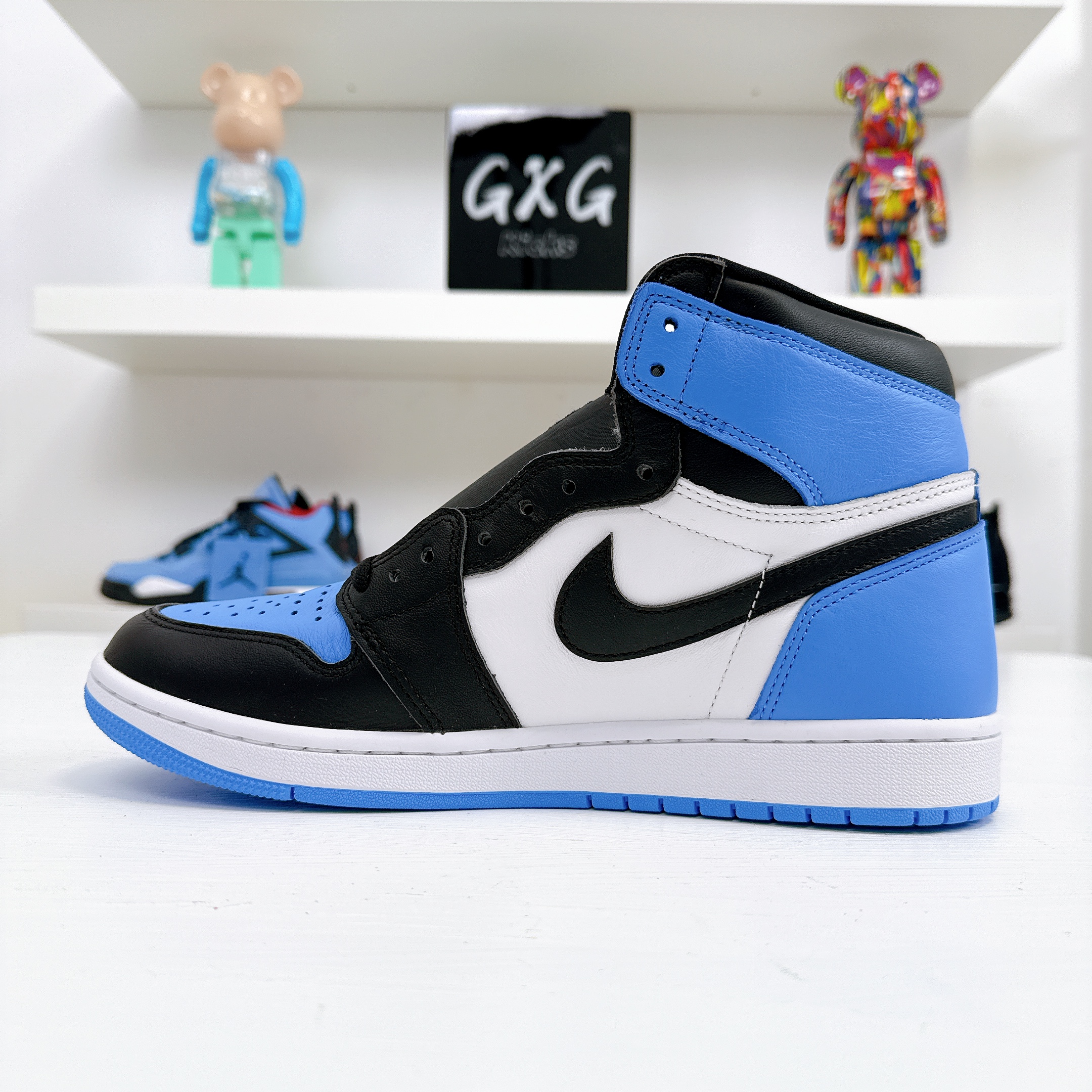 Air Jordan 1 Retro High OG 'UNC Toe' DZ5485-400