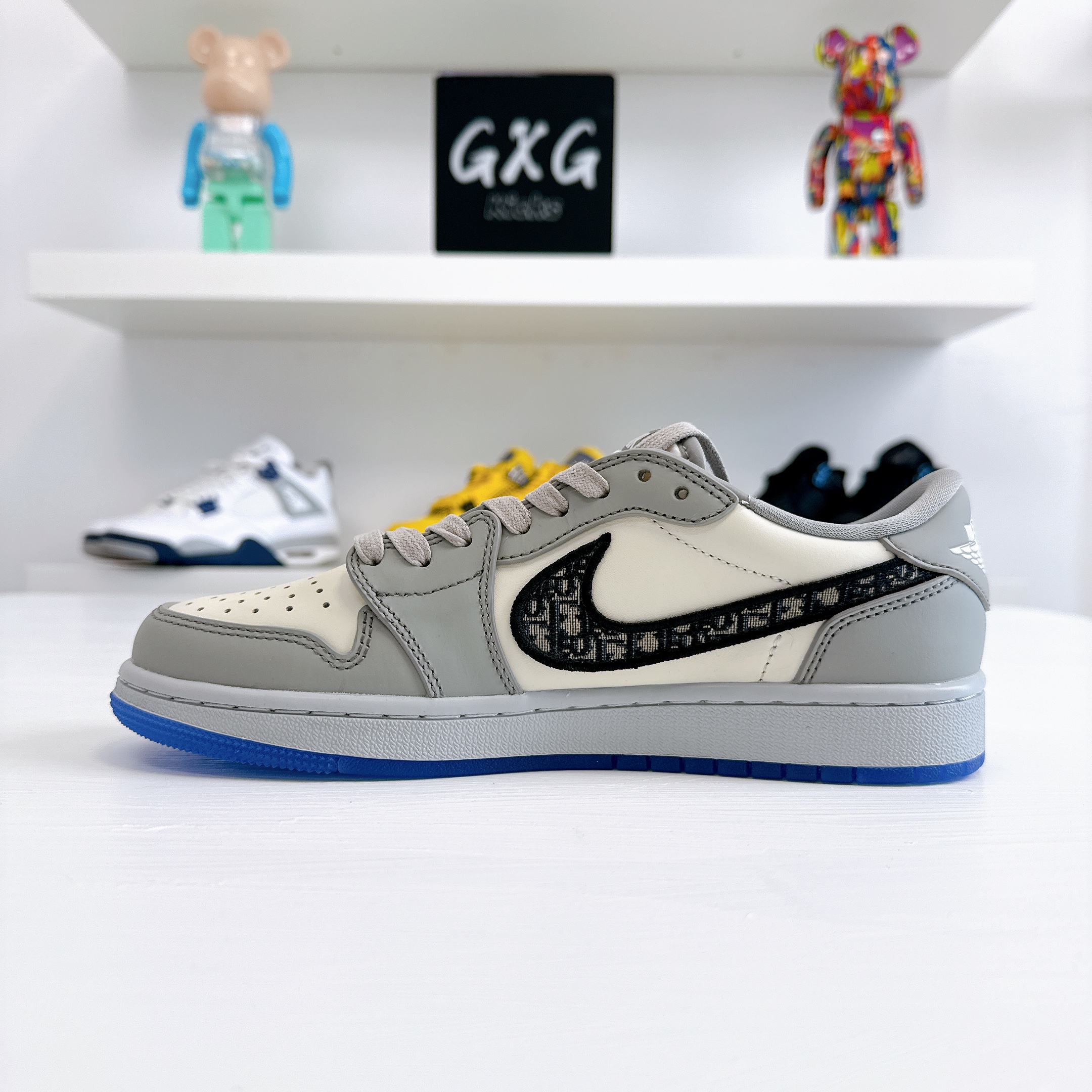 Air Jordan 1 Low x Dior 'White Grey' CN8608-002