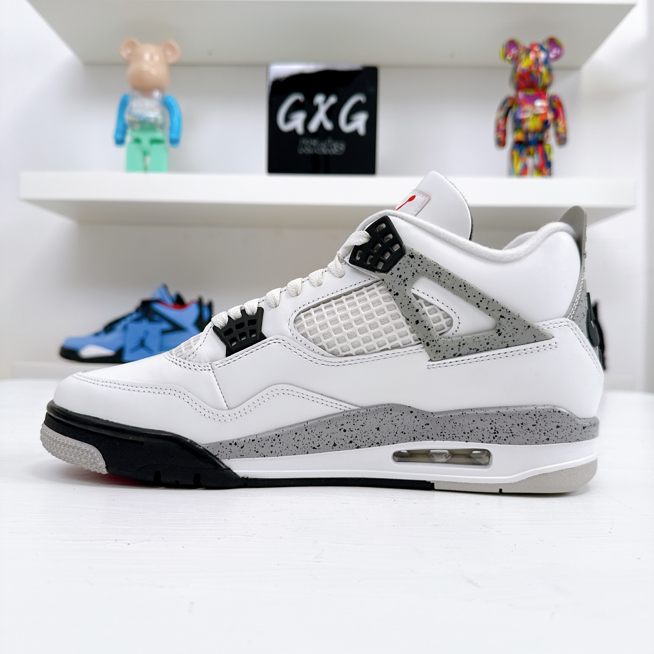 Air Jordan 4 Retro 'White Cement' 2025 FV5029-100