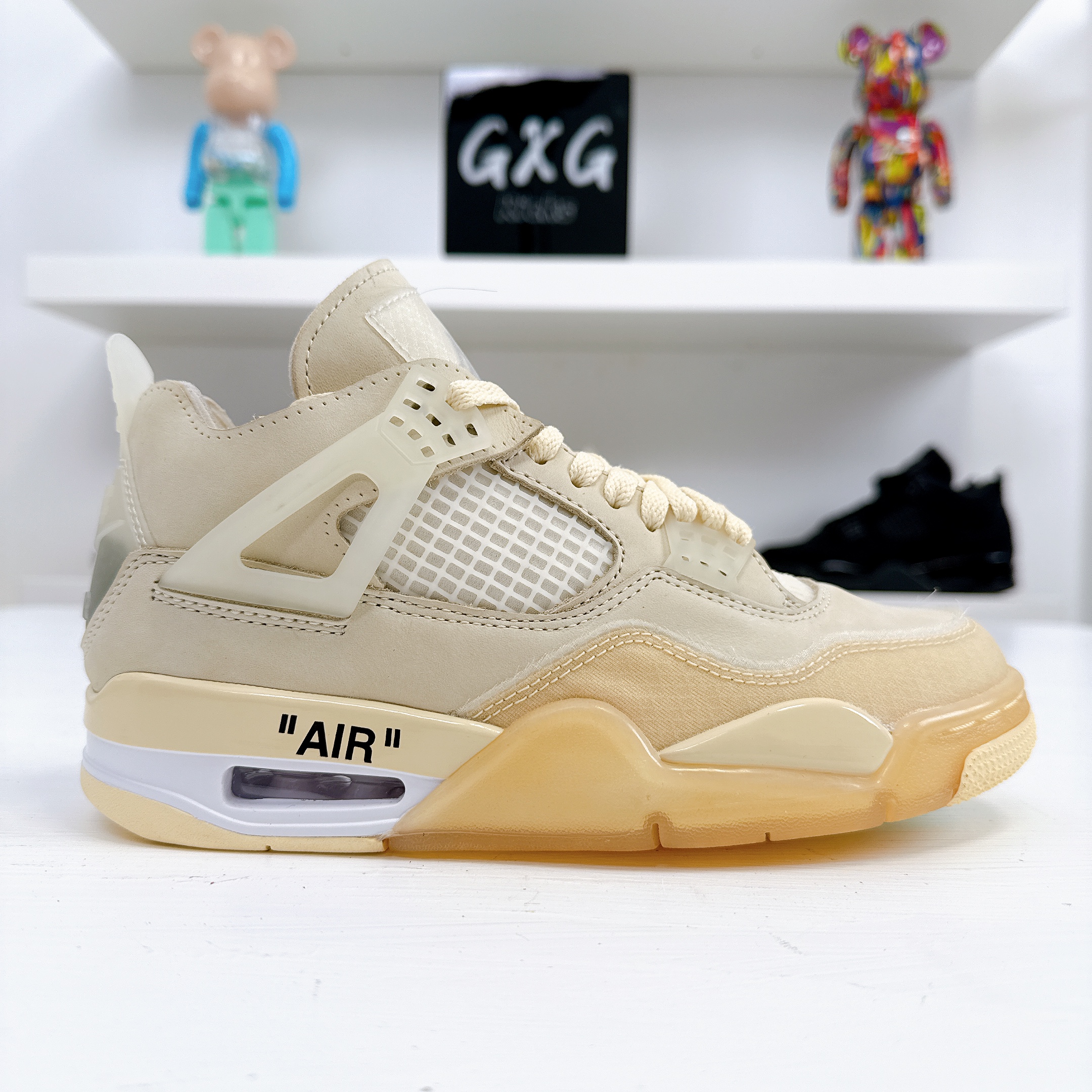 Air Jordan 4 x Off-White SP 'Sail' CV9388-100