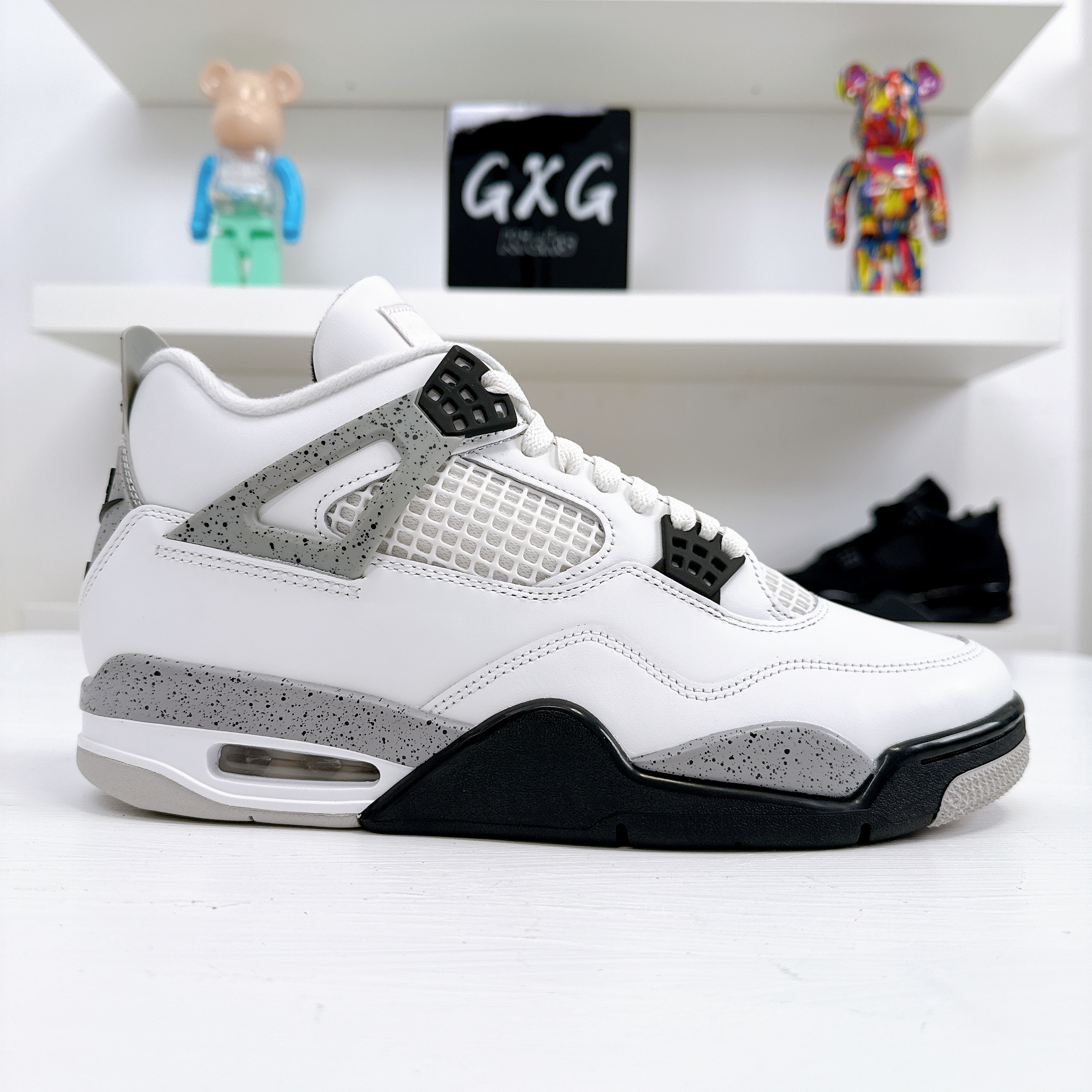 Air Jordan 4 Retro 'White Cement' 2025 FV5029-100
