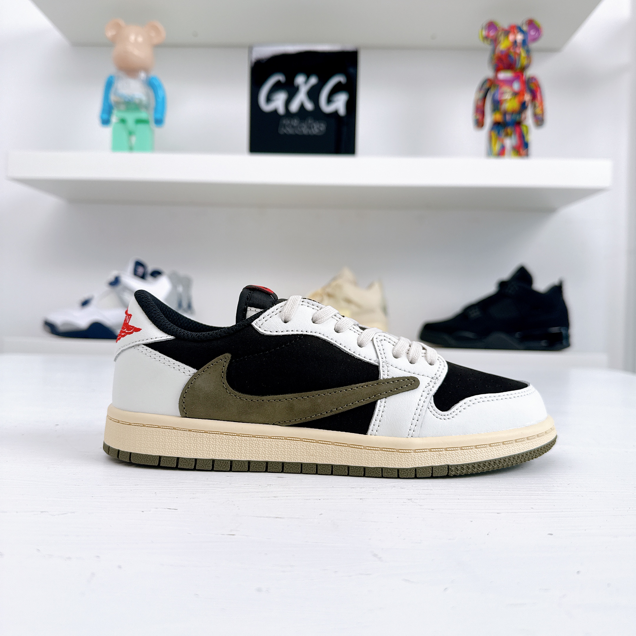 (PS) Air Jordan 1 Retro Low OG SP x Travis Scott 'Olive' DZ5909-106