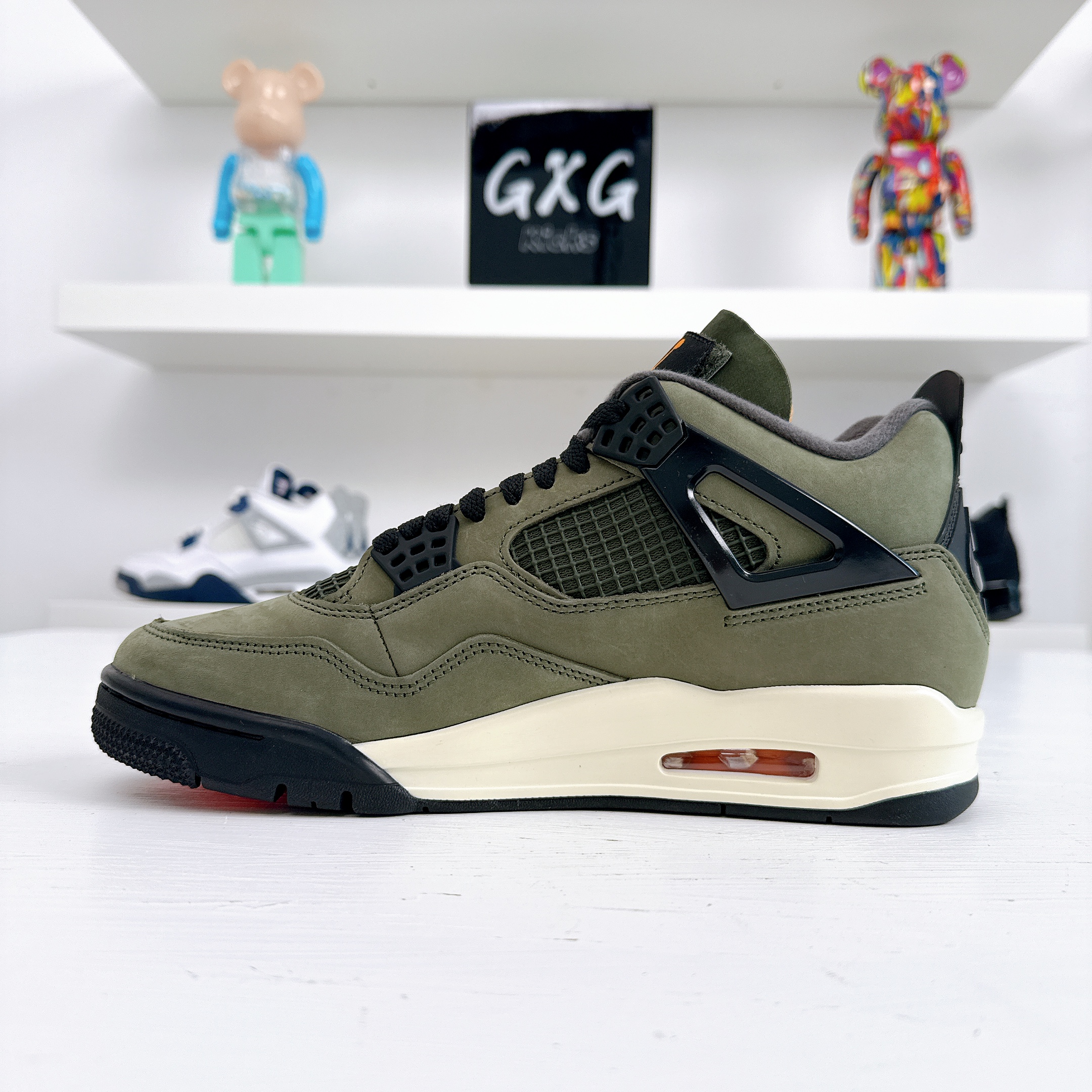 Air Jordan 4 x Undefeated 'Deep Green' 2025 IB1519-200