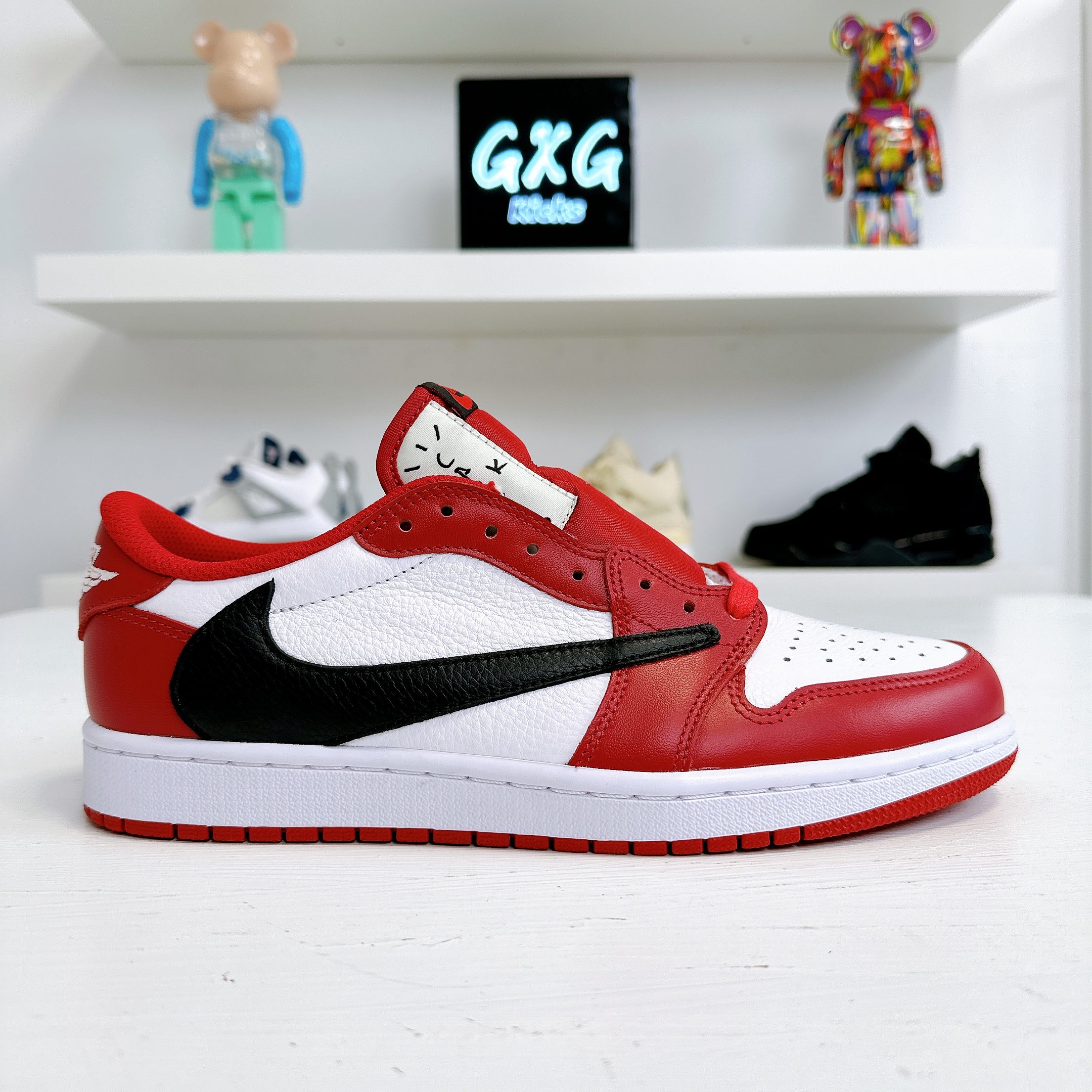 Travis Scott x Air Jordan 1 Low “Chicago” DM7866-101