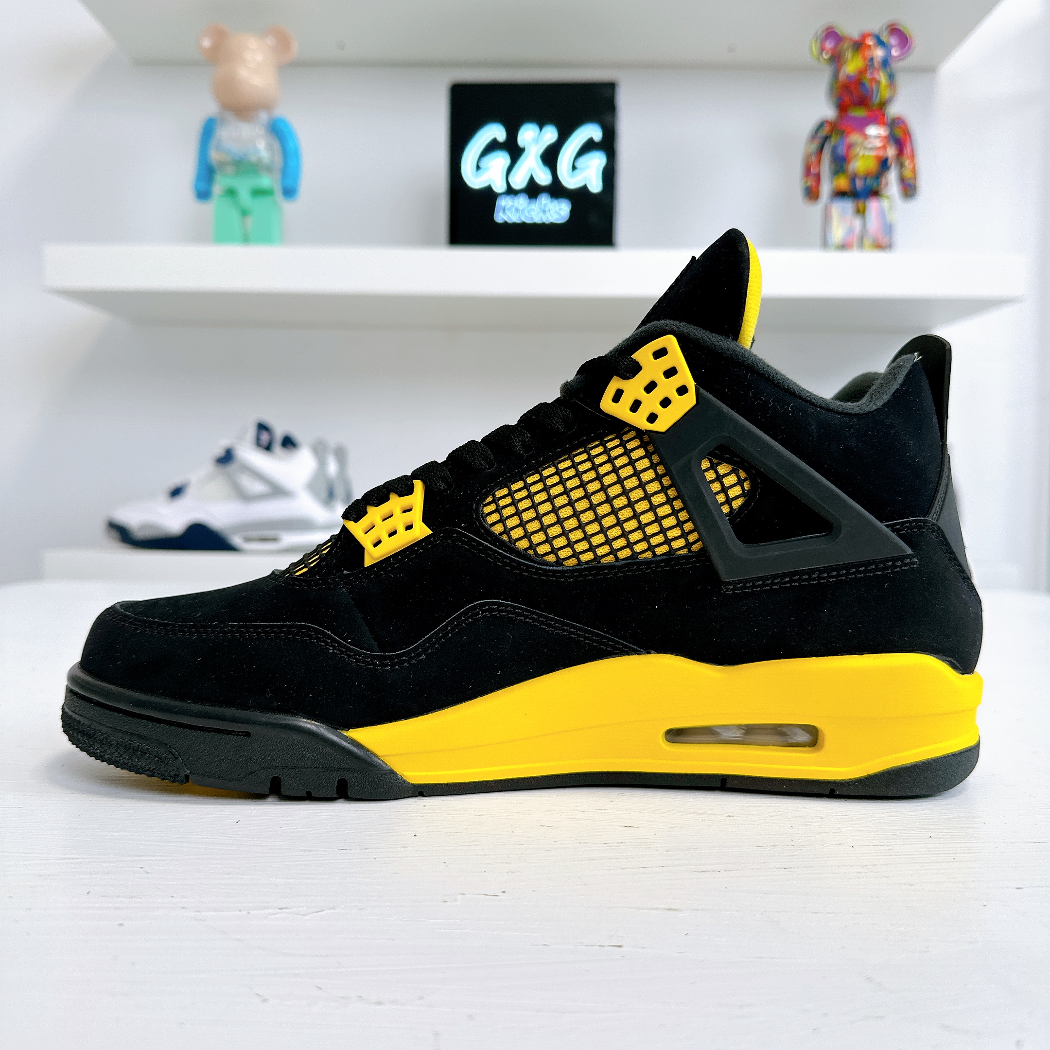 Air Jordan 4 Retro 'Thunder' 2012 308497-008
