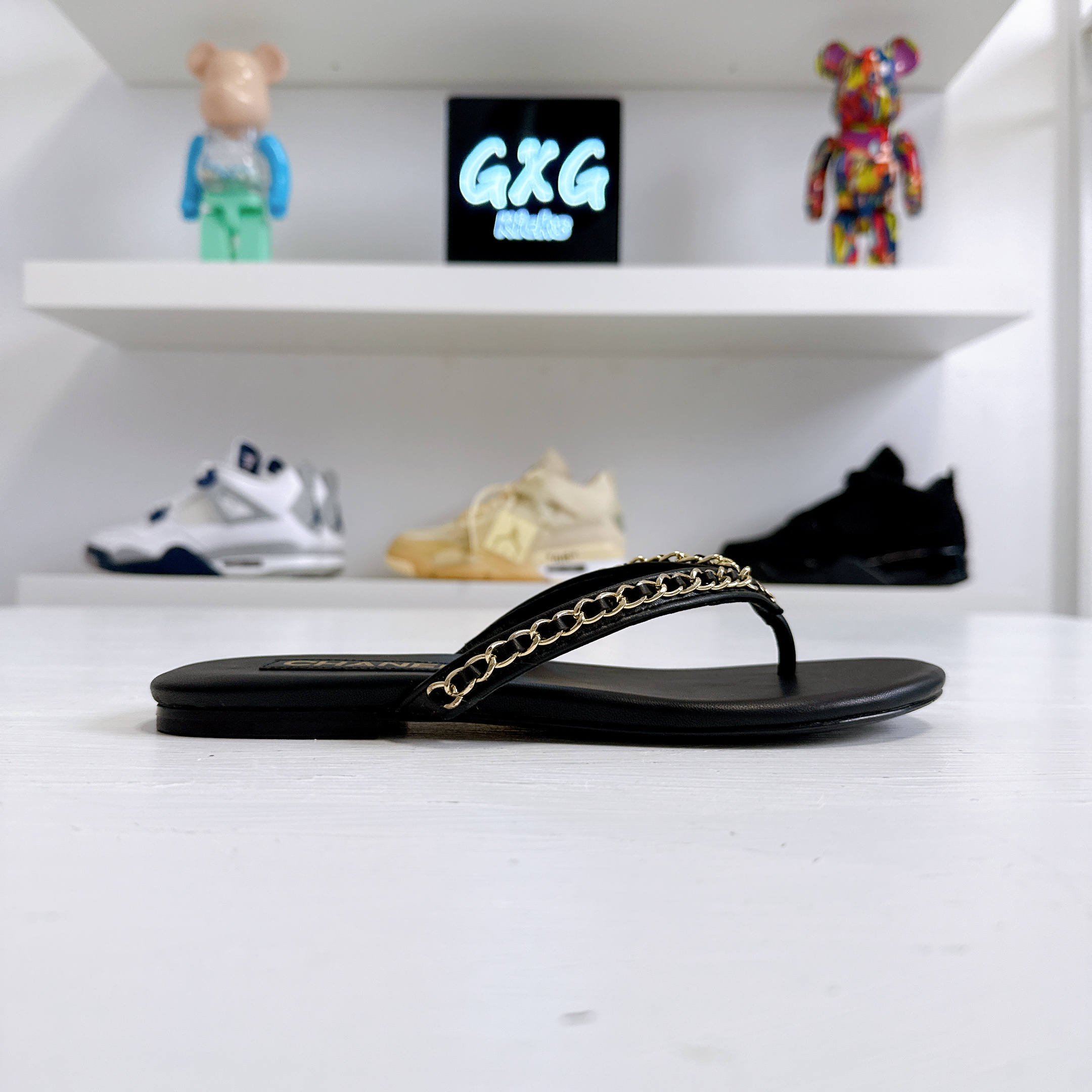CHANEL Lambskin CC Chain Thong Sandals Black
